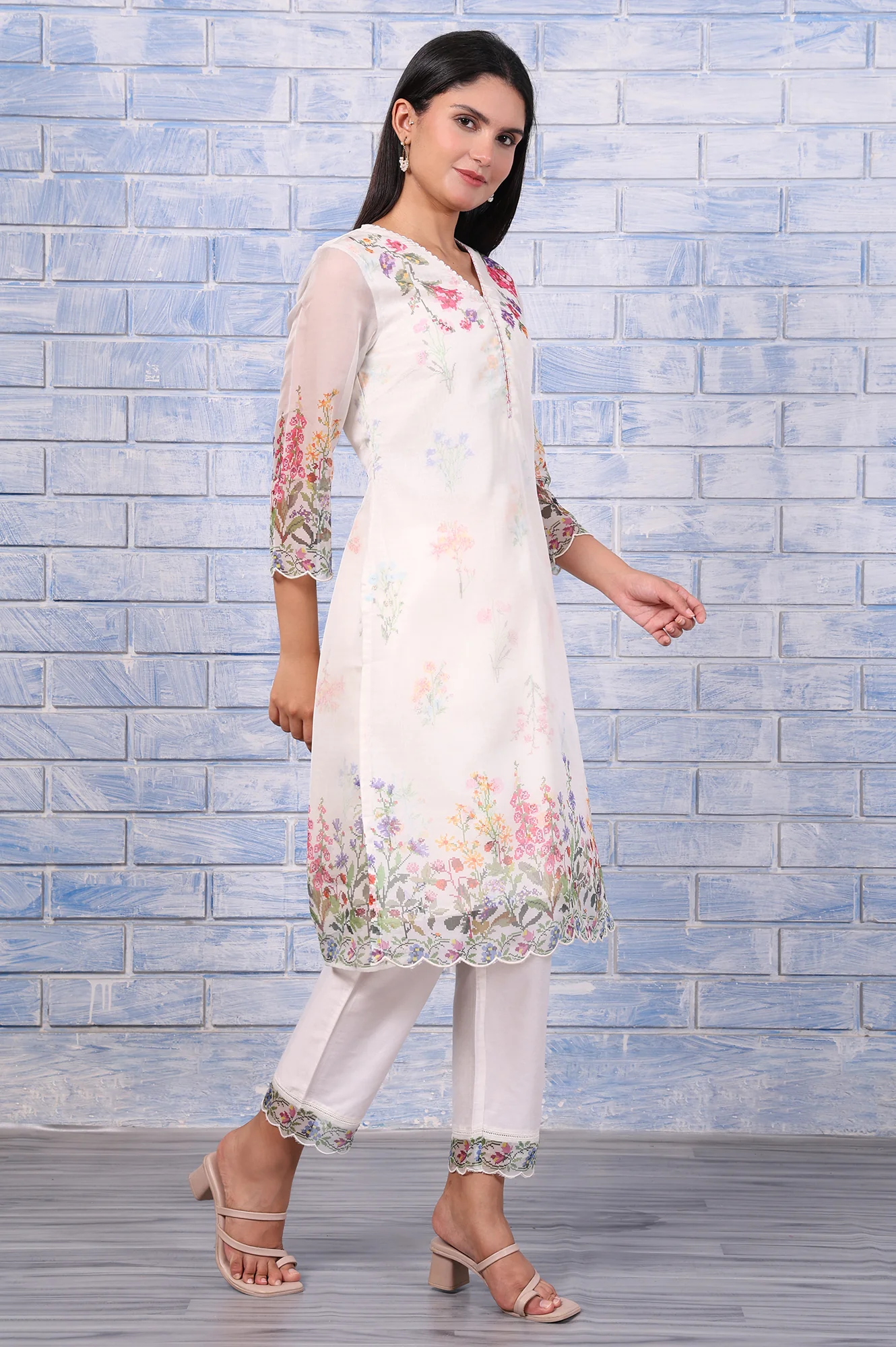 White Floral Printed Beads Organza Straight Kurta, Straight Pant And Dupatta Set - Image 6