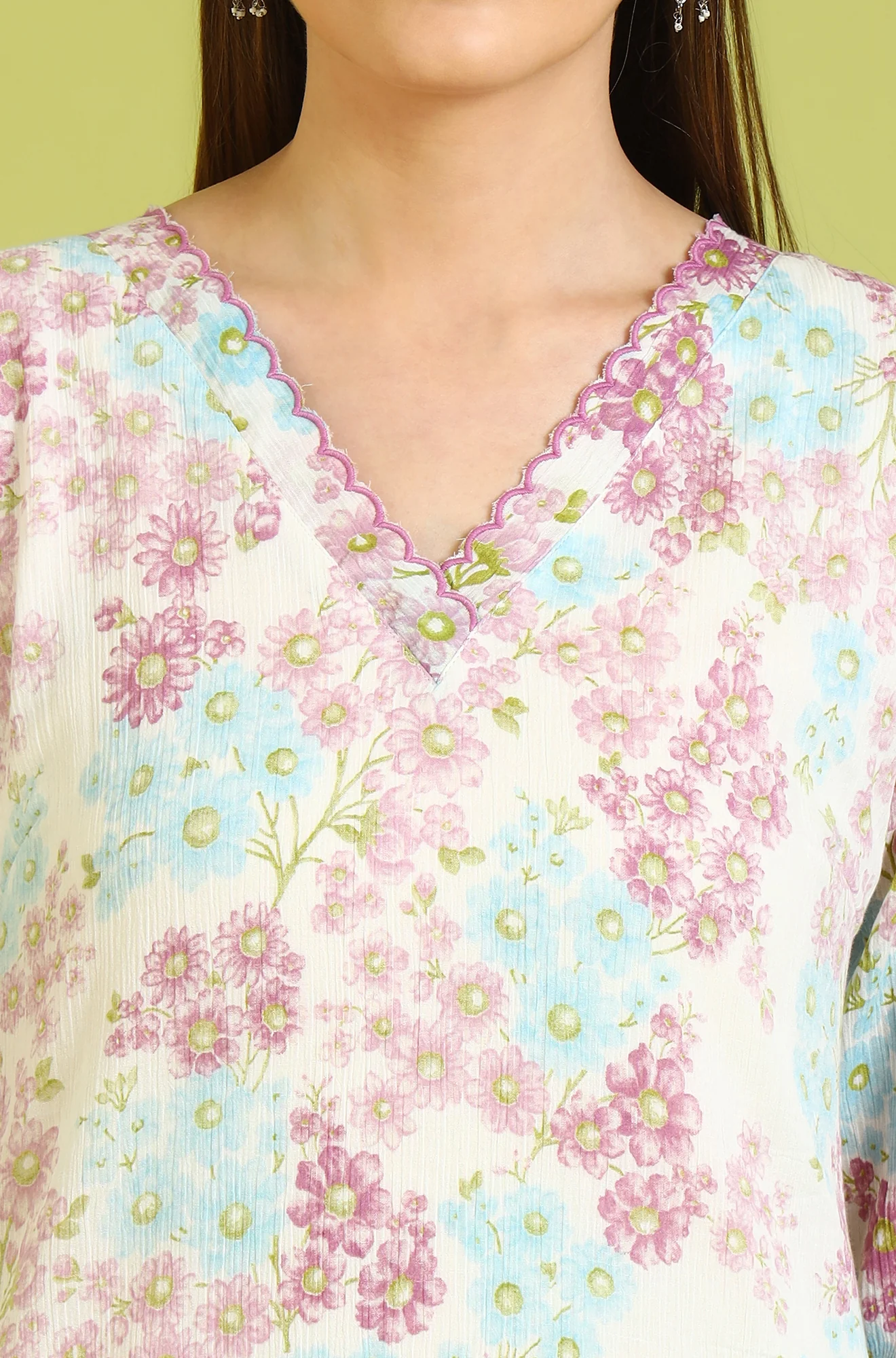 White Floral Printed Cotton Crinkle Crepe Ethnic Top - Image 4