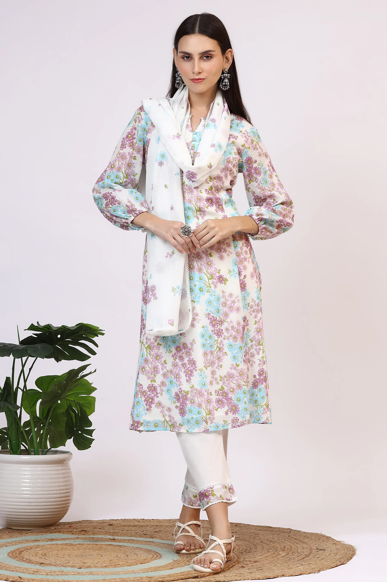 White Floral Printed Crinkle Cotton Flared Kurta, Pants and Dupatta Set - Image 3