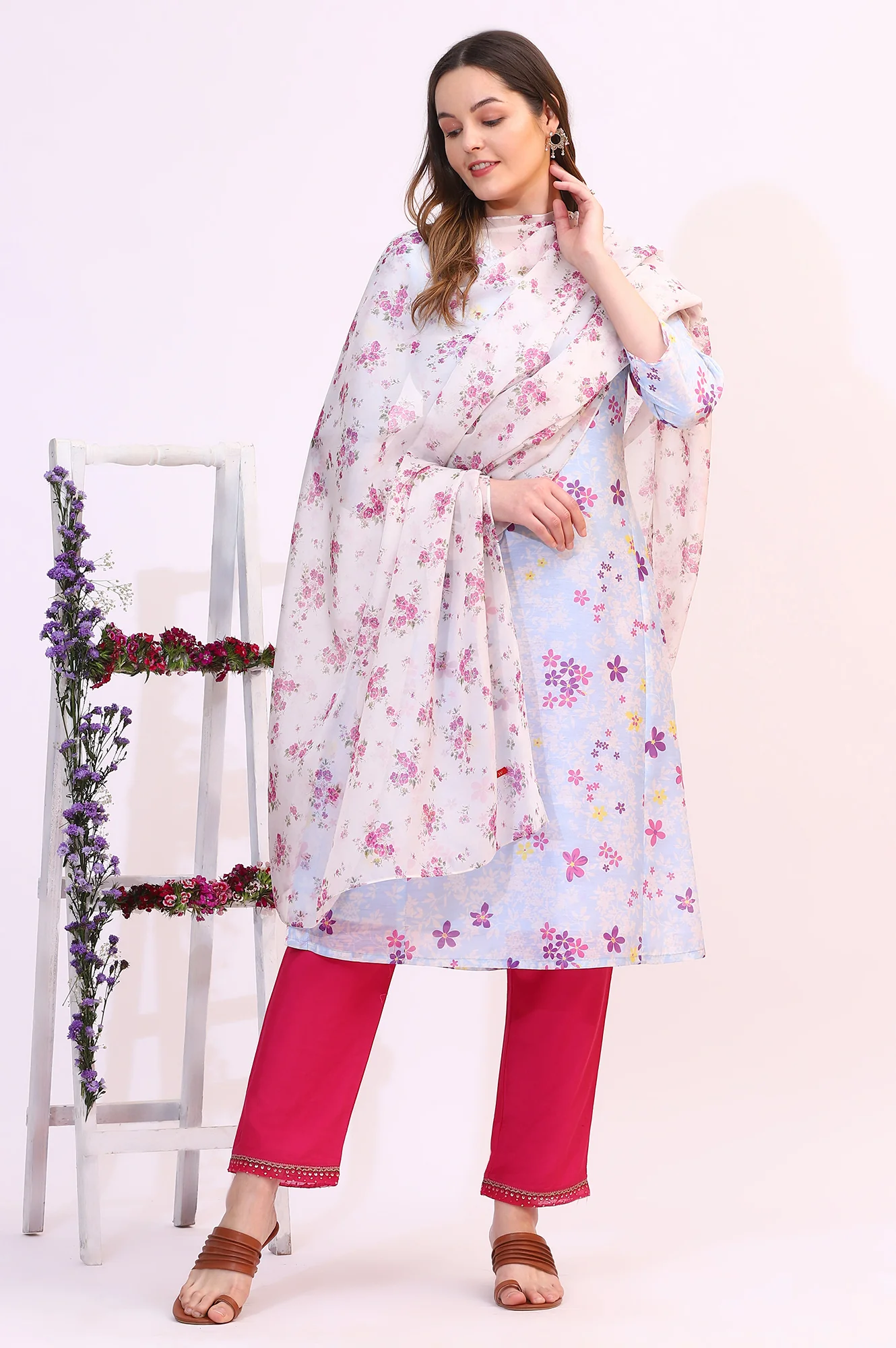 White Floral Printed Organza Dupatta - Image 2