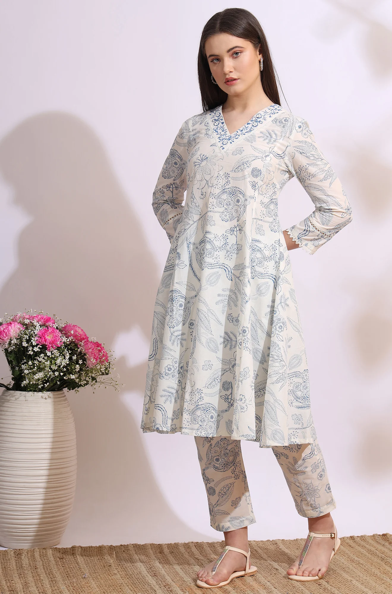 White Floral Printed Pure Cotton Anarkali Kurta, Pants Set with Dupatta - Image 5
