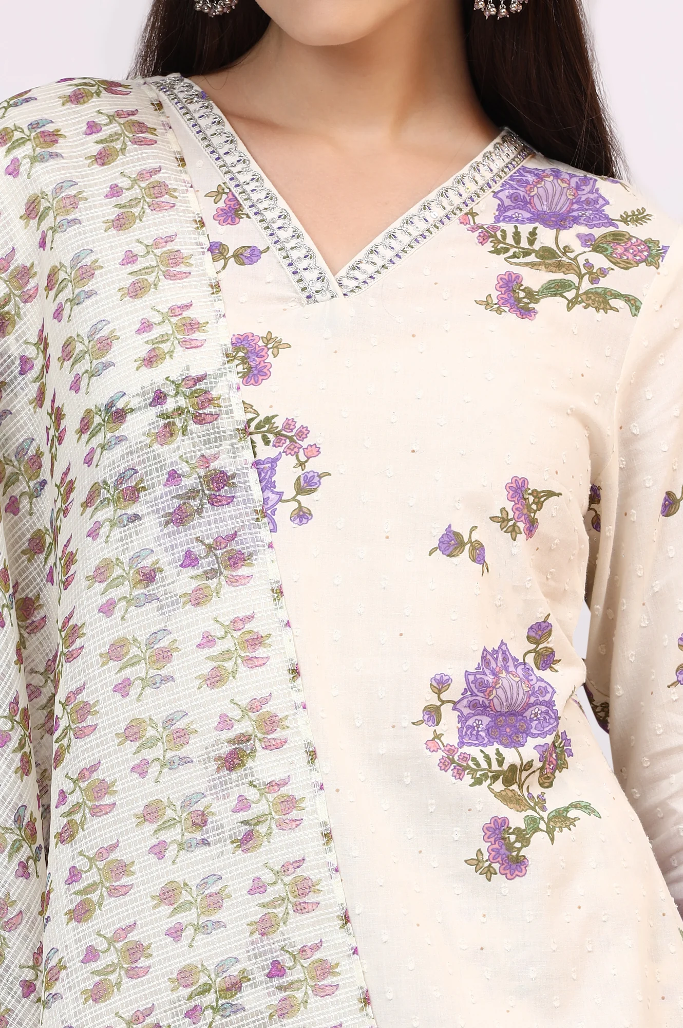 White Floral Printed Pure Cotton Straight Kurta and Pants Co-ord Set with Dupatta - Image 4