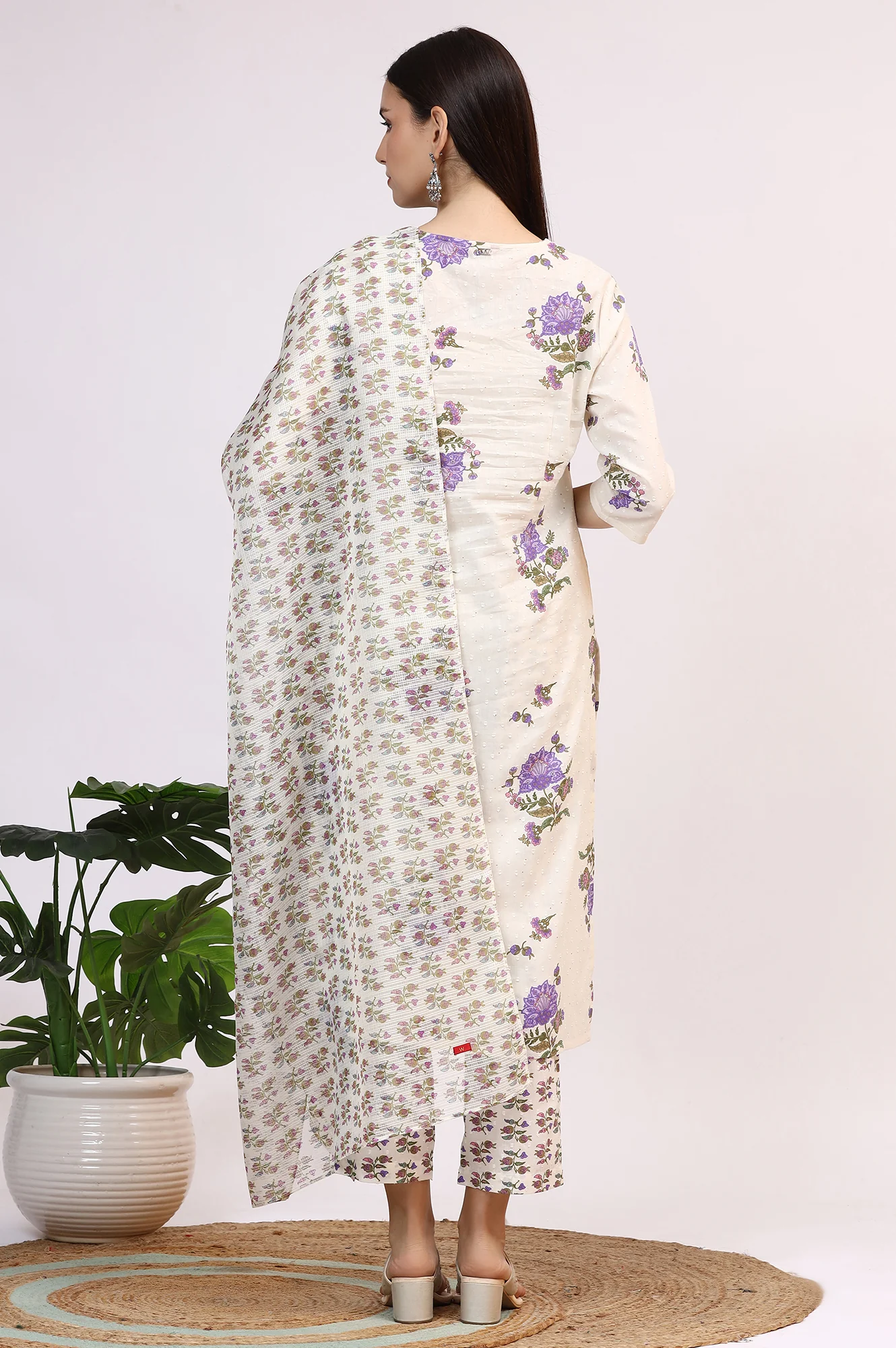 White Floral Printed Pure Cotton Straight Kurta and Pants Co-ord Set with Dupatta - Image 6
