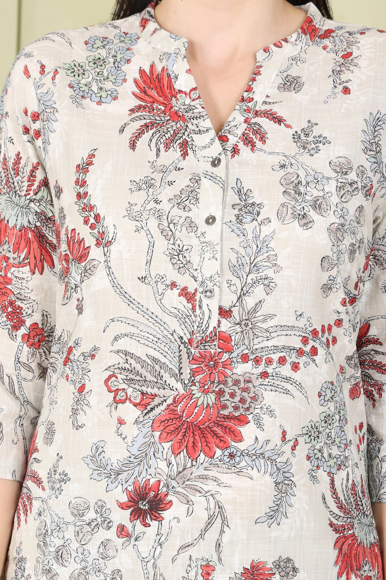 White Floral Printed Pure Cotton Straight Kurta And Pants Set - Image 3