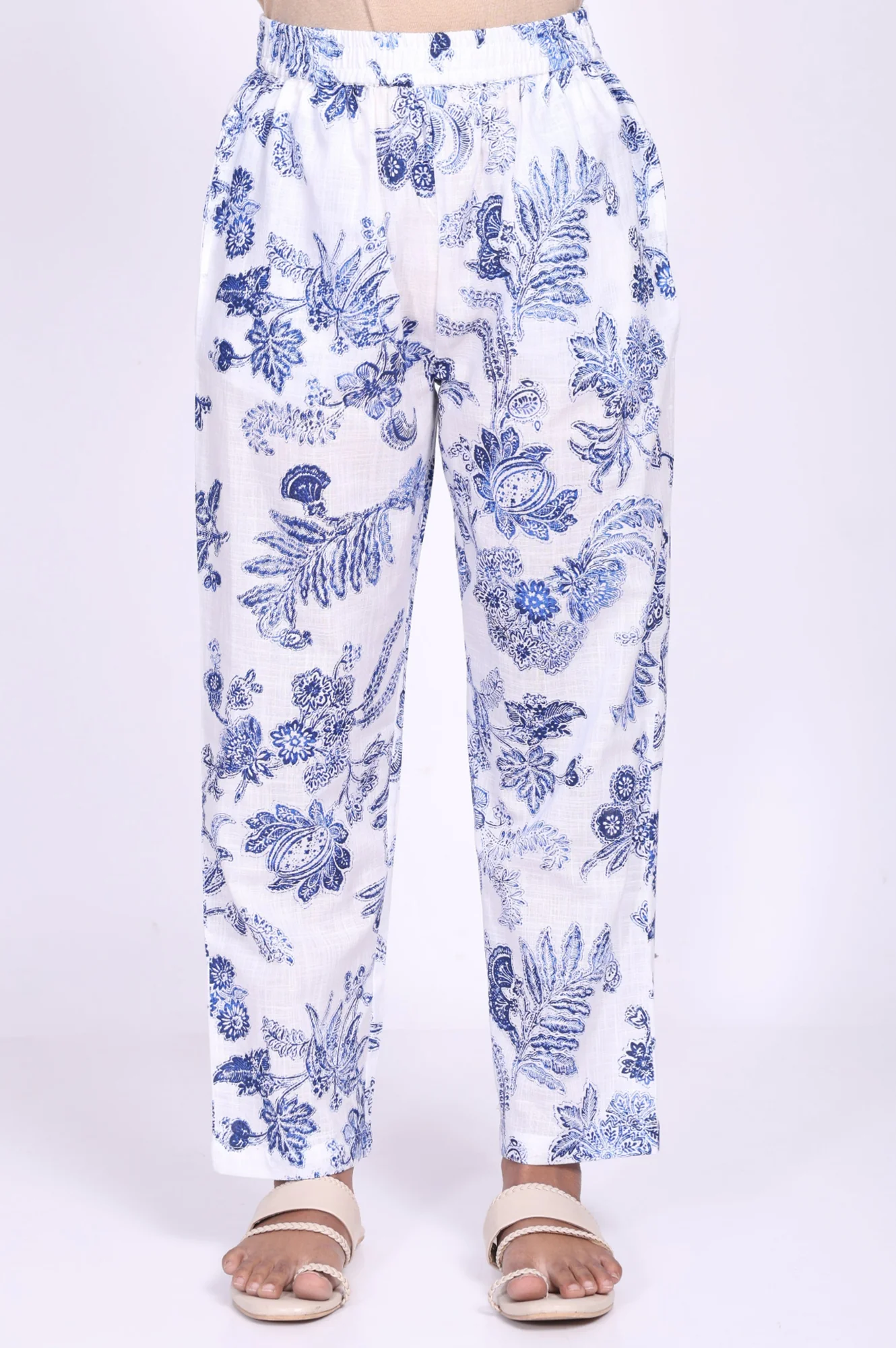White Floral Printed Pure Cotton Straight Kurta with Straight Pant Set - Image 7