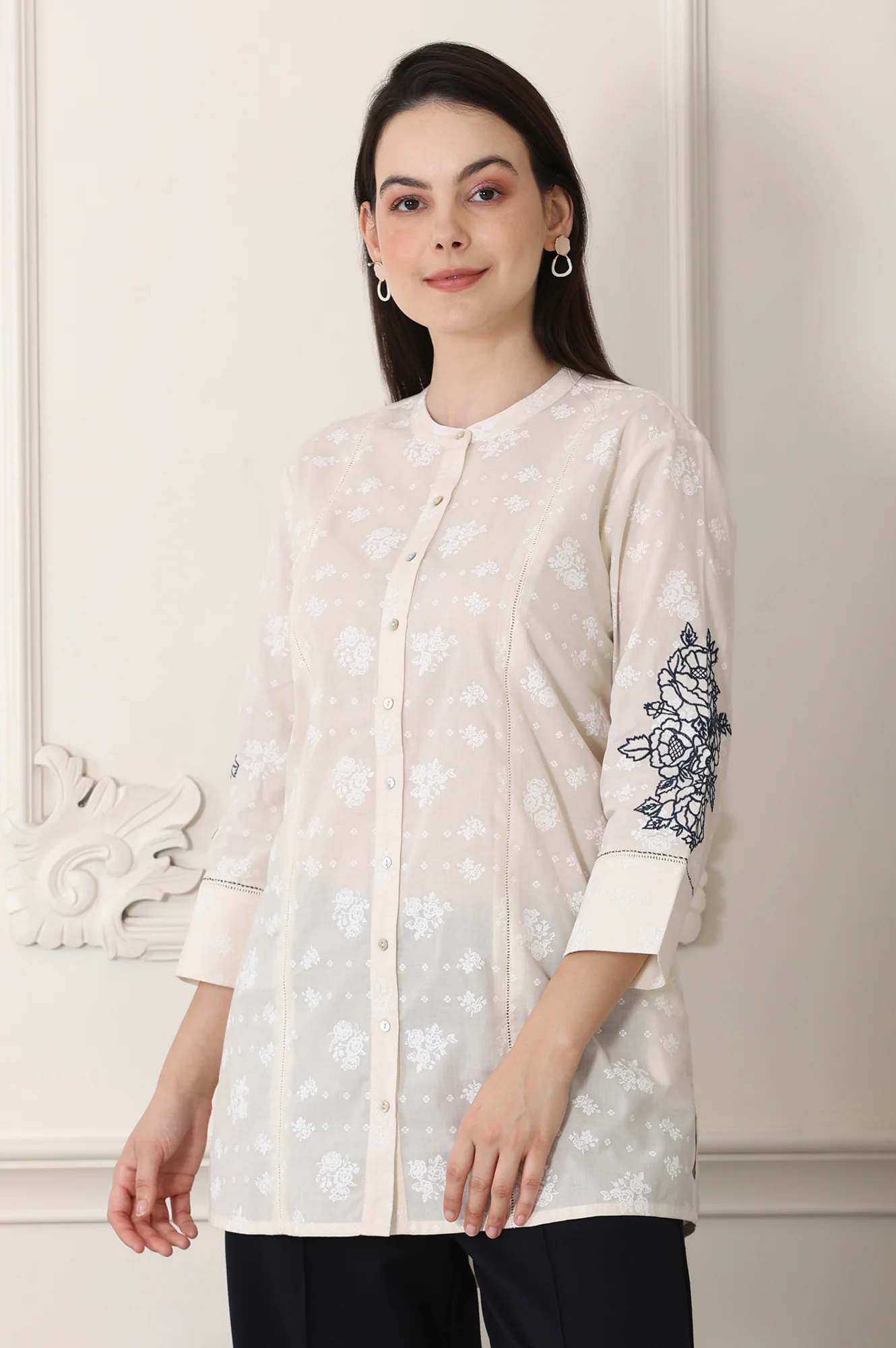 White Floral Printed Pure Cotton Top With Embroidered Sleeves - Image 4