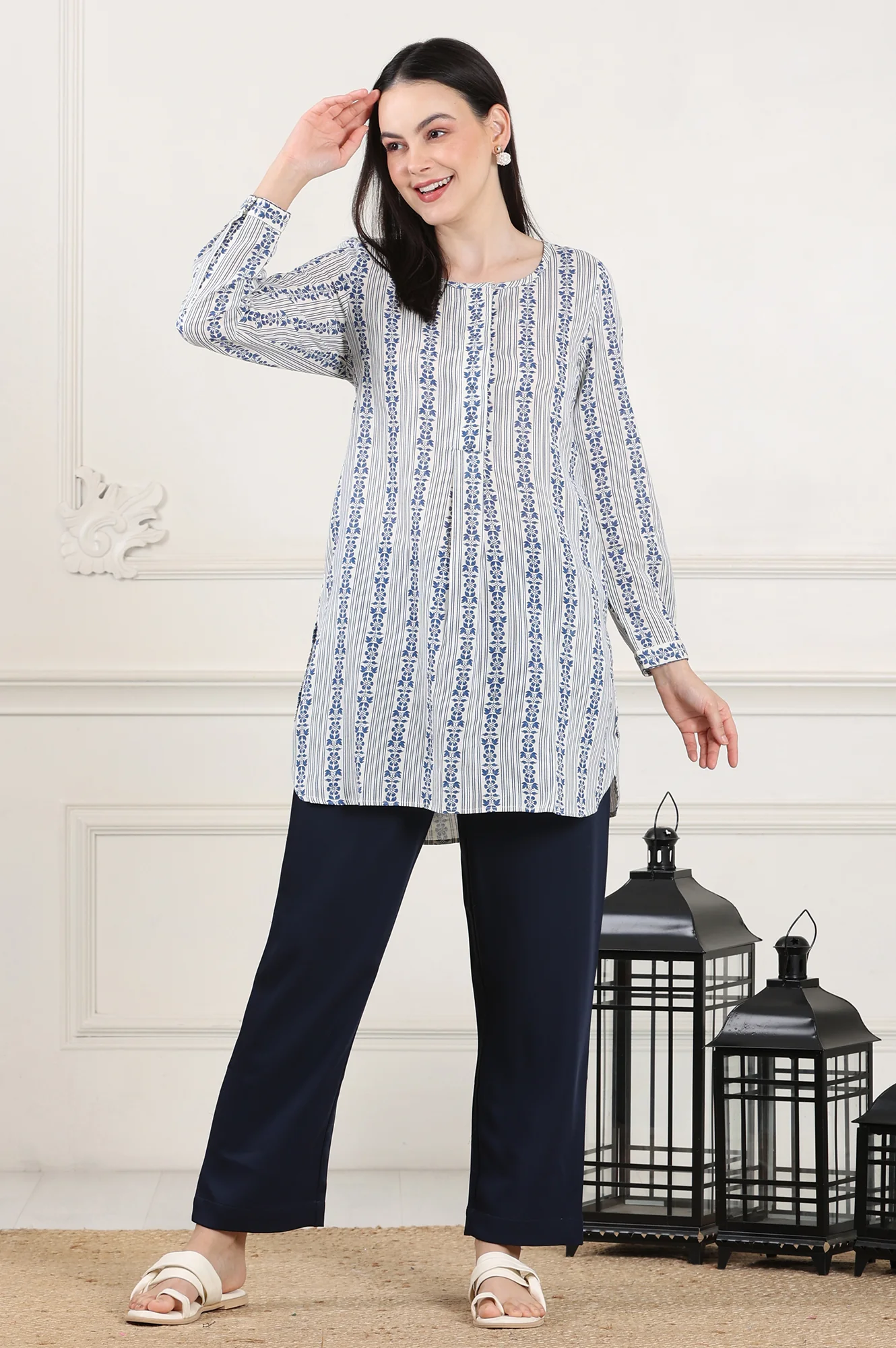 White Floral Printed Rayon Flax Tunic With Front Pleats - Image 9
