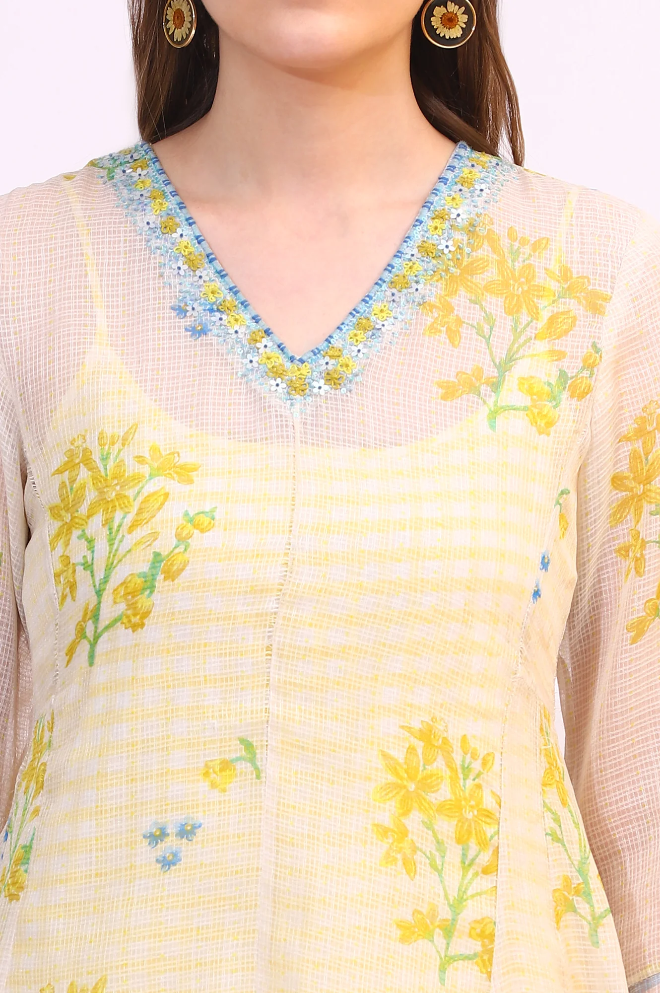 White Floral Printed Sequined Kota Layered Kurta - Image 4