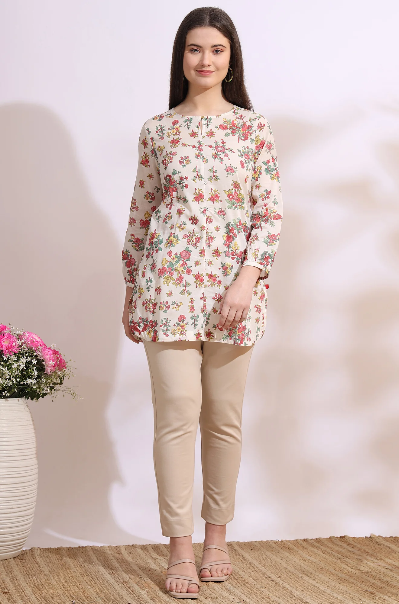 White Floral Printed Summer Straight Tunic - Image 3