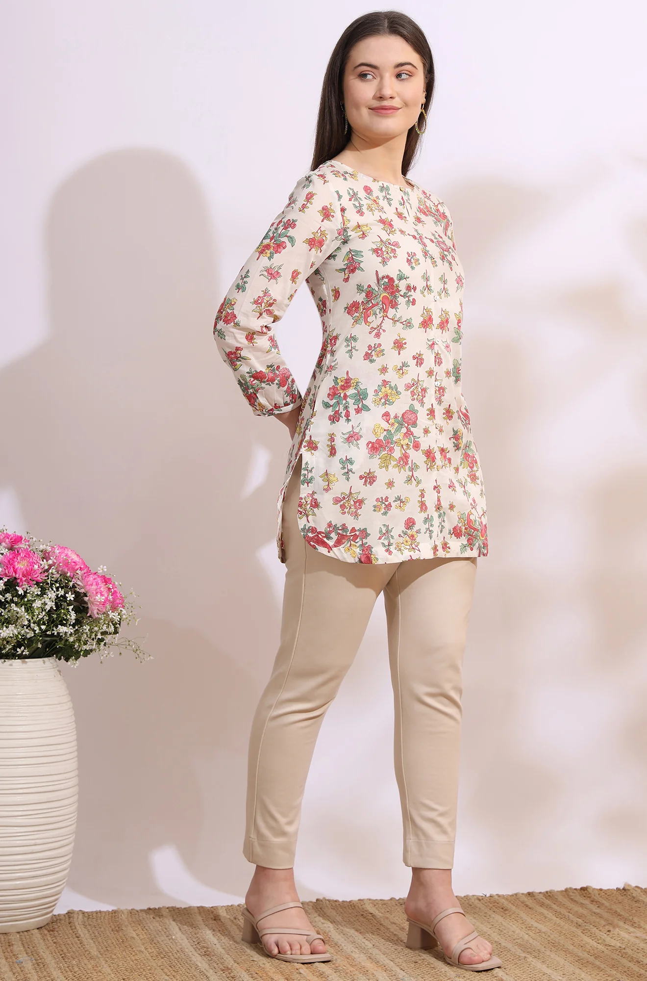 White Floral Printed Summer Straight Tunic - Image 7