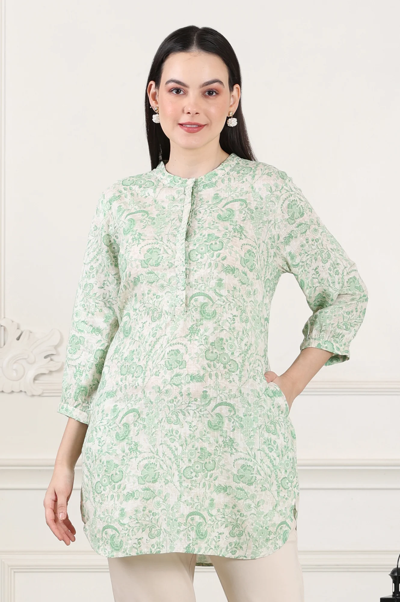 White Floral Printed Swiss Dot Straight Tunic - Image 2