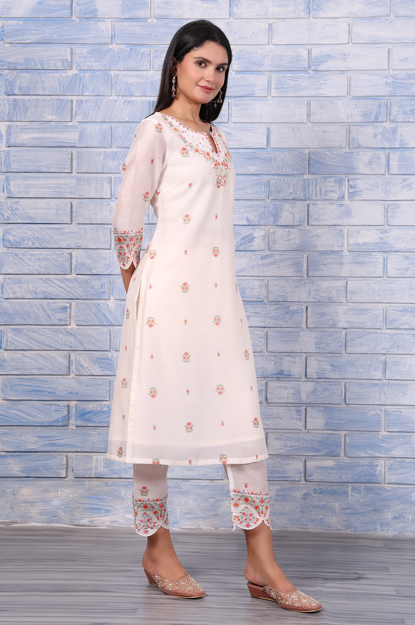 White Floral Printed Thread Embroidered Chanderi A-Line Kurta, Straight Pant And Dupatta Set - Image 6