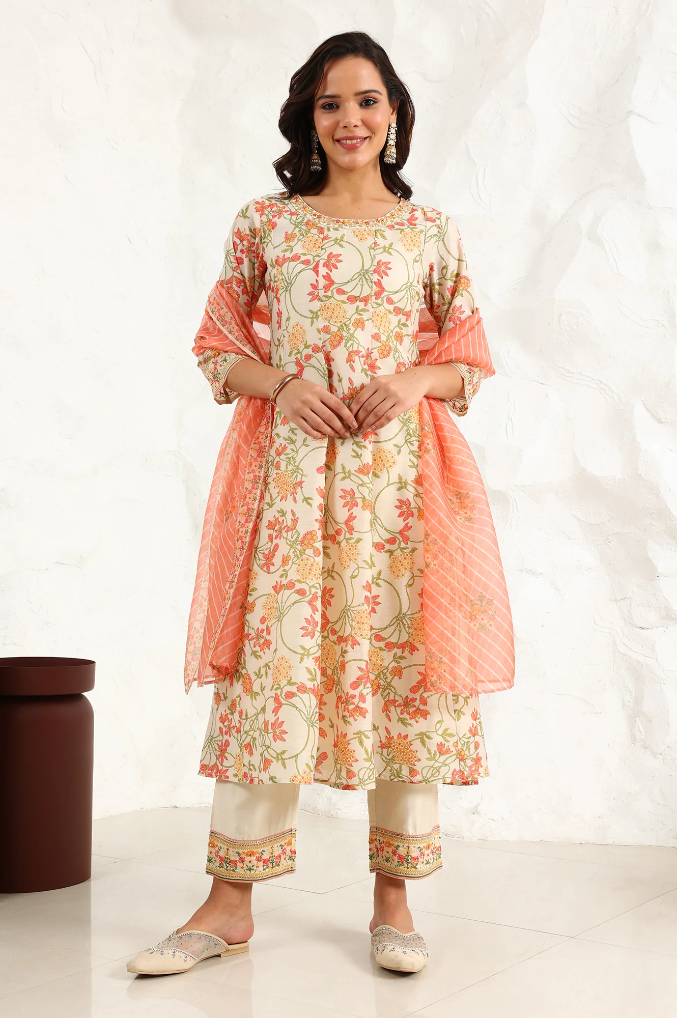 White Floral Printed Thread Embroidered Neck Chiffon Flared Kurta, Straight Pants And Dupatta Set - Image 2