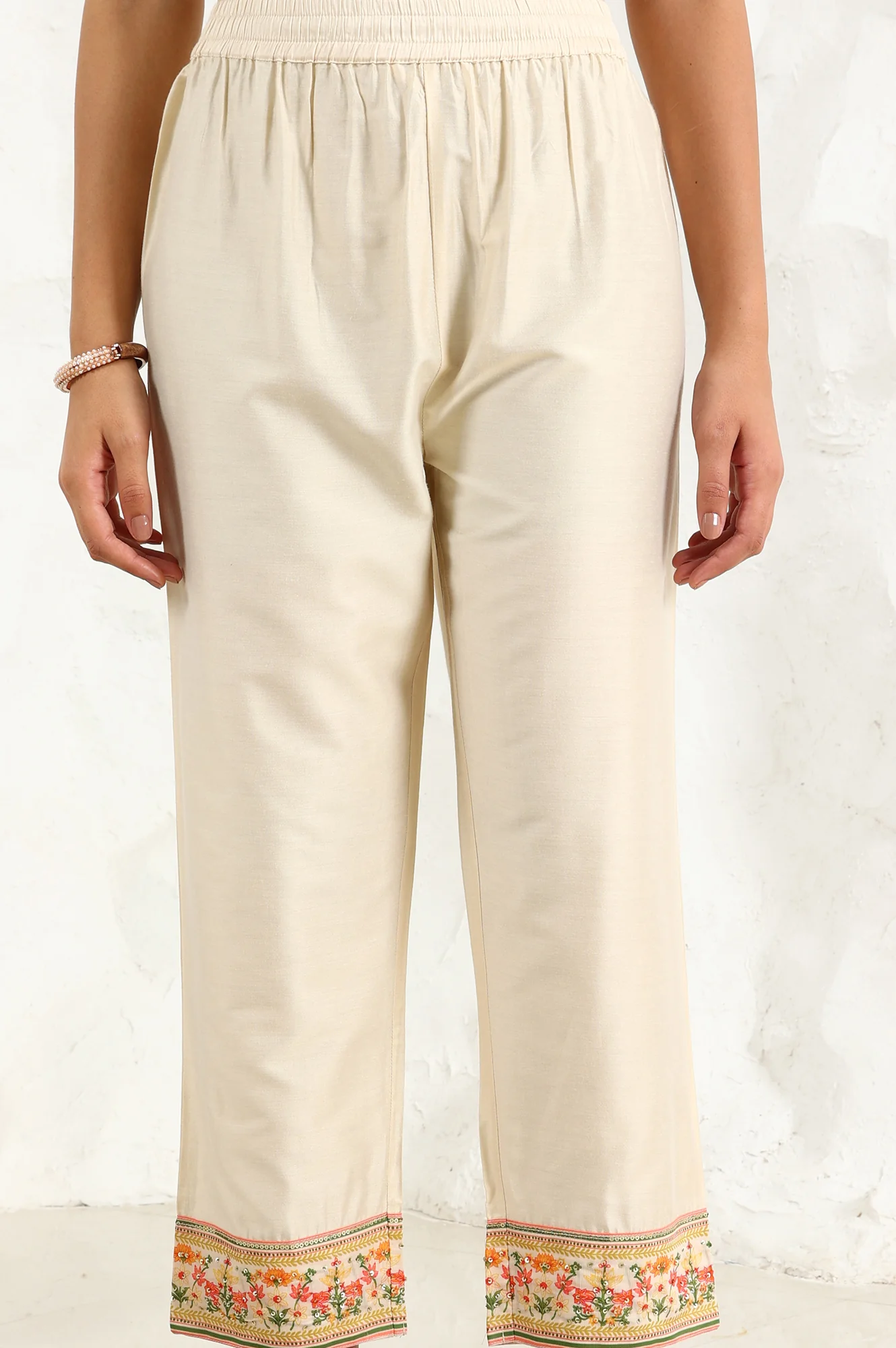 White Floral Printed Thread Embroidered Neck Chiffon Flared Kurta, Straight Pants And Dupatta Set - Image 8