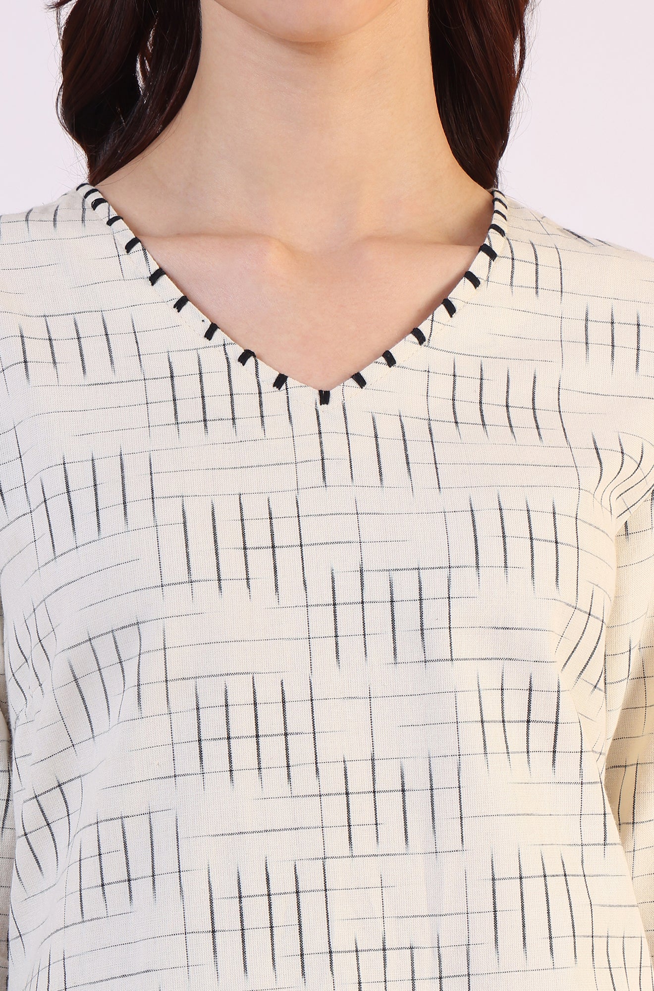 White Ikkat Yarn Dyed Pure Cotton Straight Kurta - Image 4
