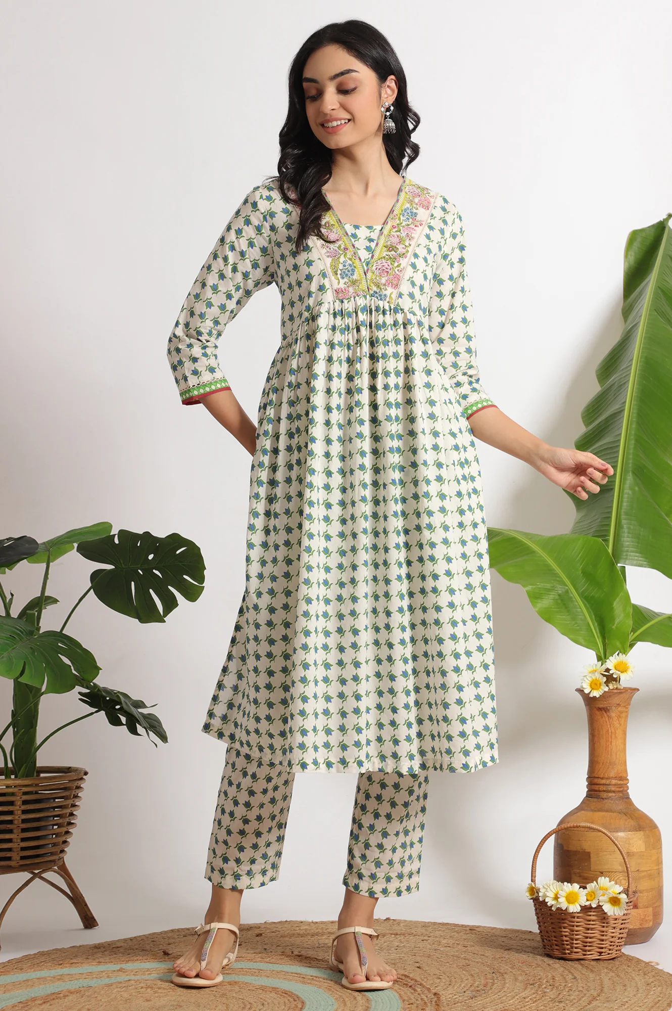White Lotus Printed Pure Cotton Kurta and Pants Co-ord Set - Image 2
