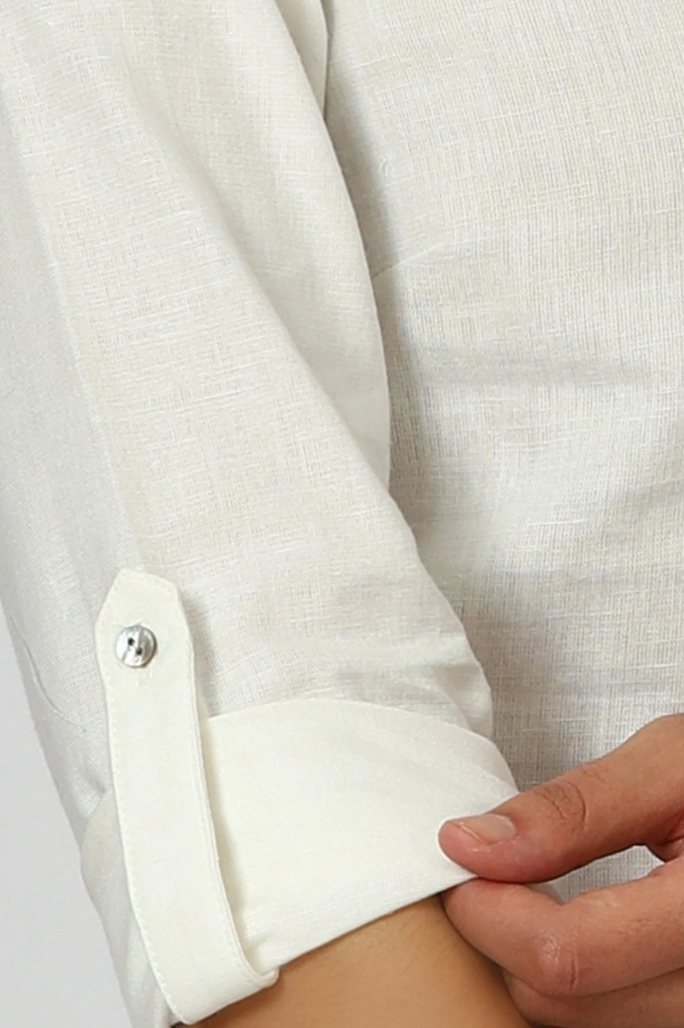White Mandarin Collar Cotton Blend Straight Kurta With W Branding - Image 7