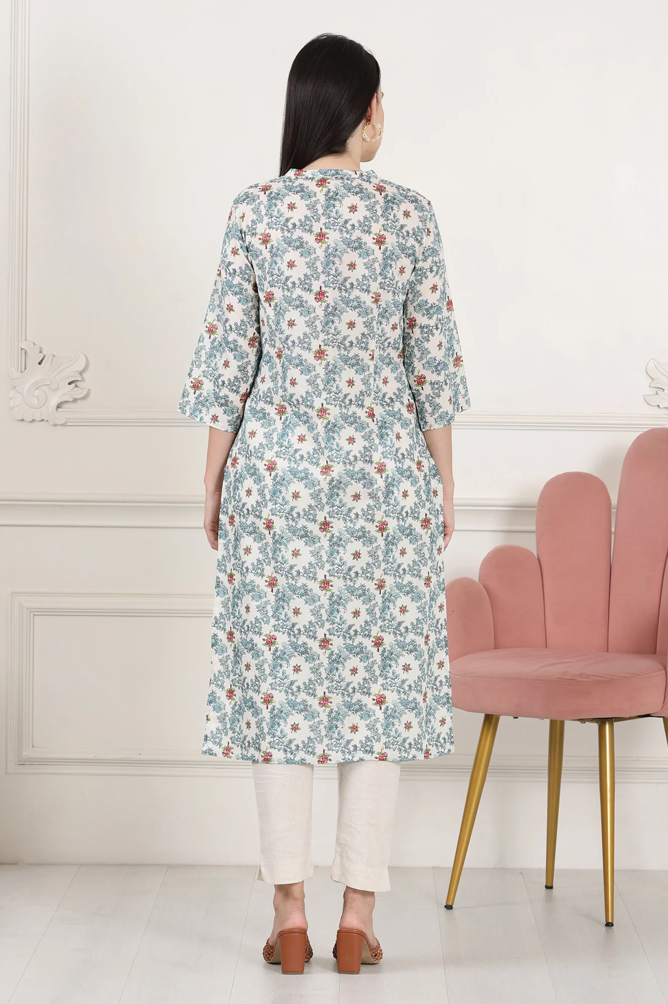 White Mandarin Collar Pure Cotton Straight Kurta With Green & Orange Floral Print - Image 5