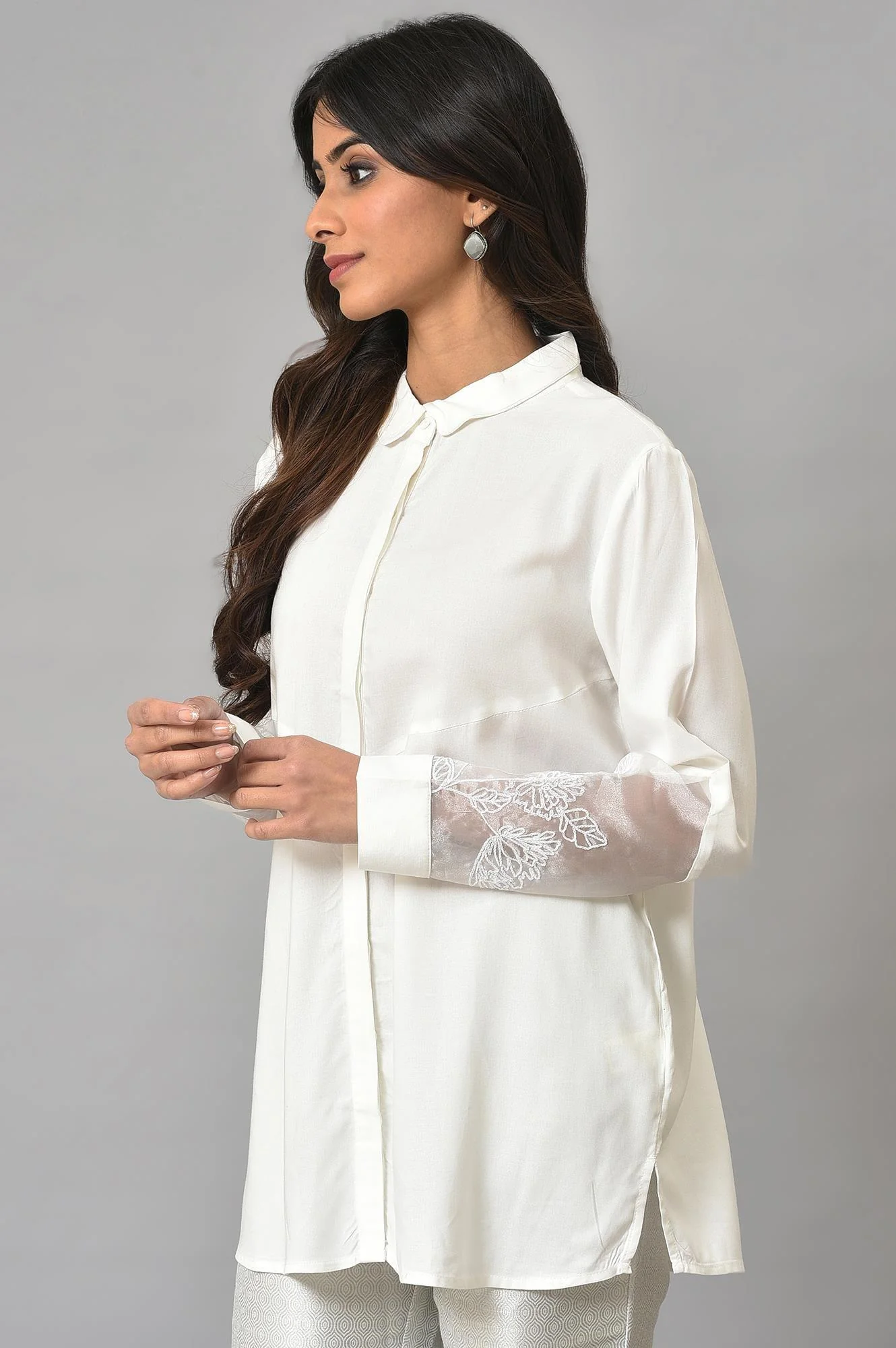 White Panelled Shirt With Embroidered Organza Sleeves - Image 3