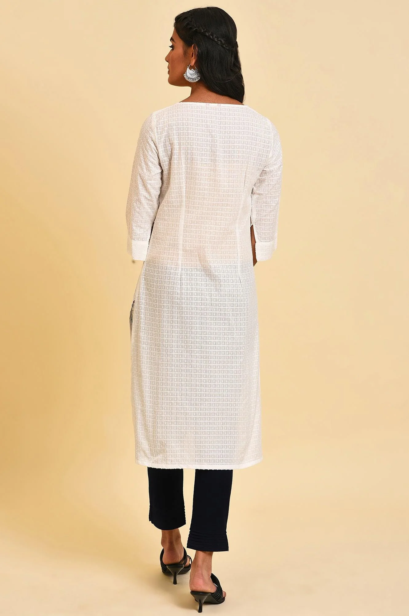White Placement Print Dobby Plus Size kurta - Image 2