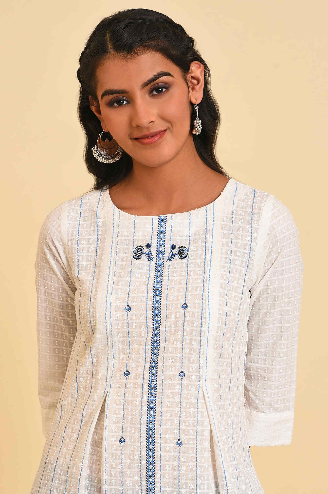 White Placement Print Dobby Plus Size kurta - Image 5