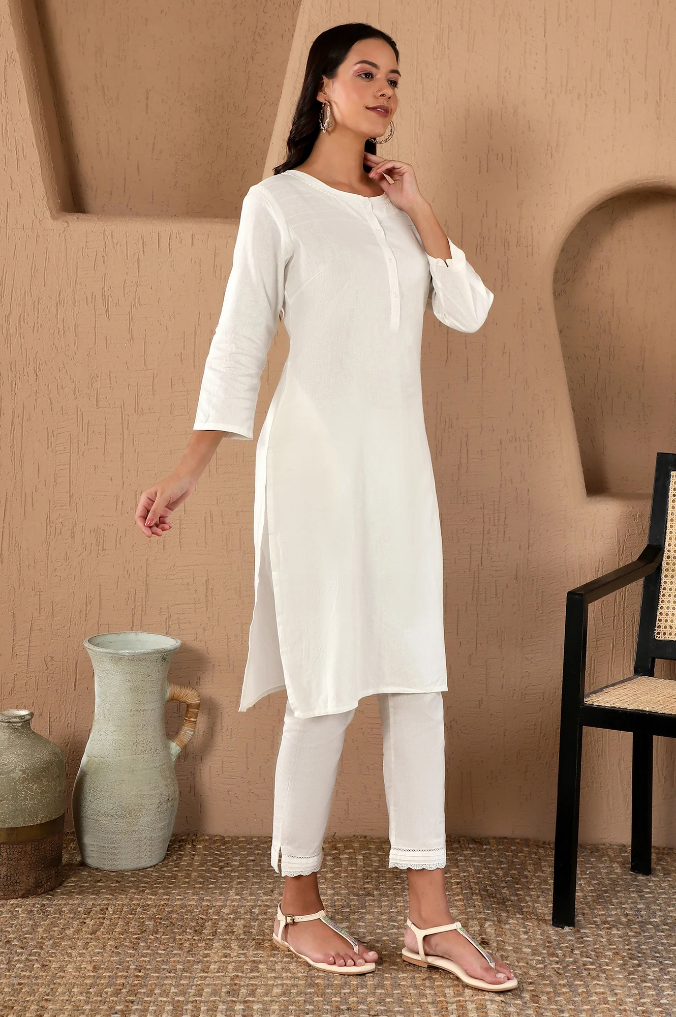 White Round neck Cotton Flax Straight Kurta - Image 6