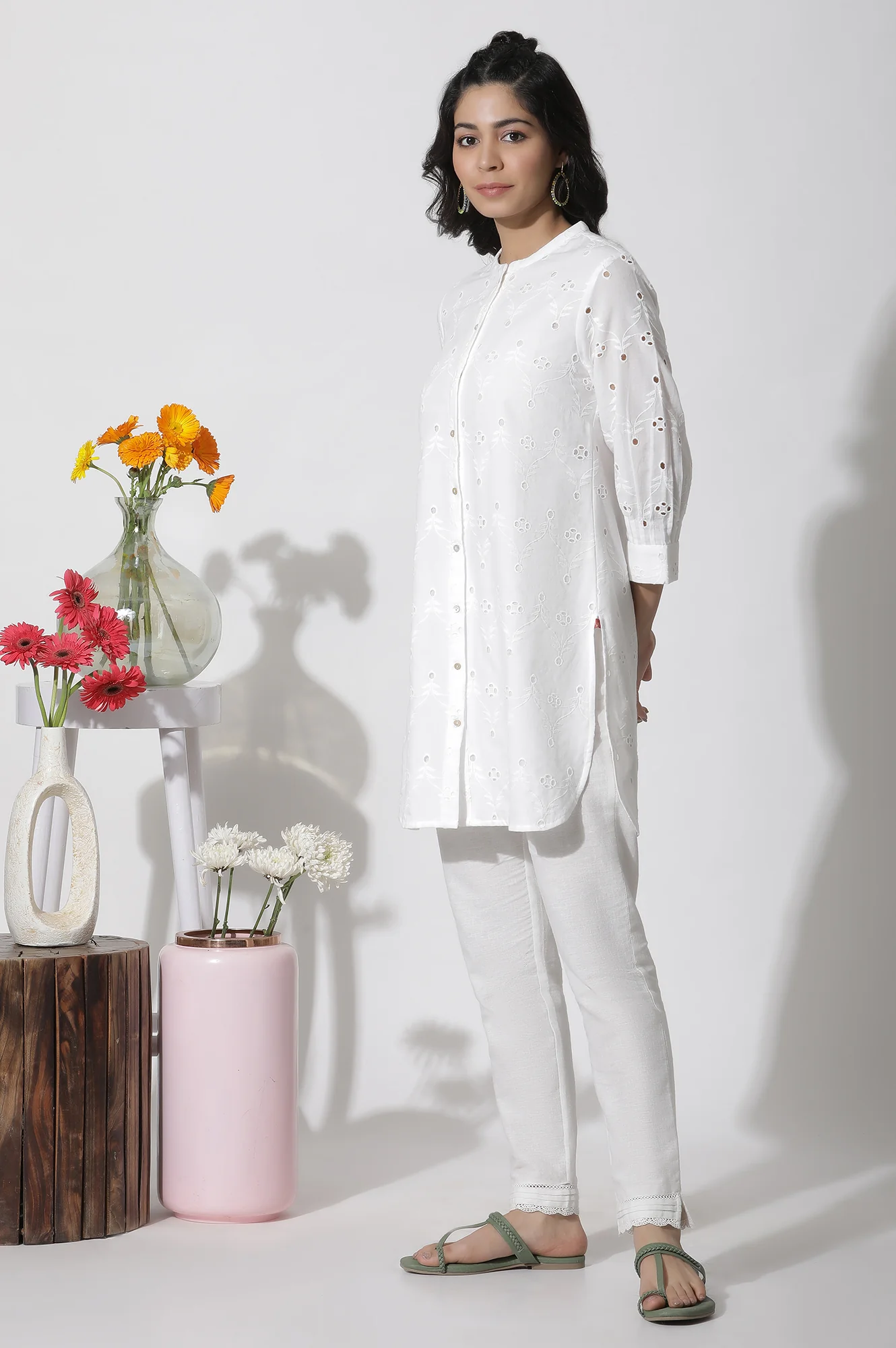 White Schiffli Cotton Short Kurta - Image 4
