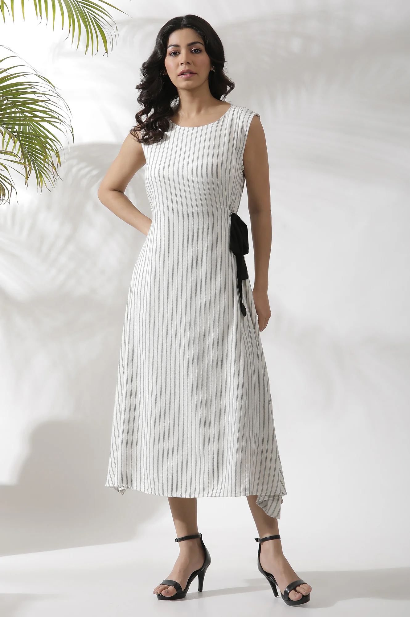 White Sleeveless Long Stripe Printed Cotton Dress - Image 2