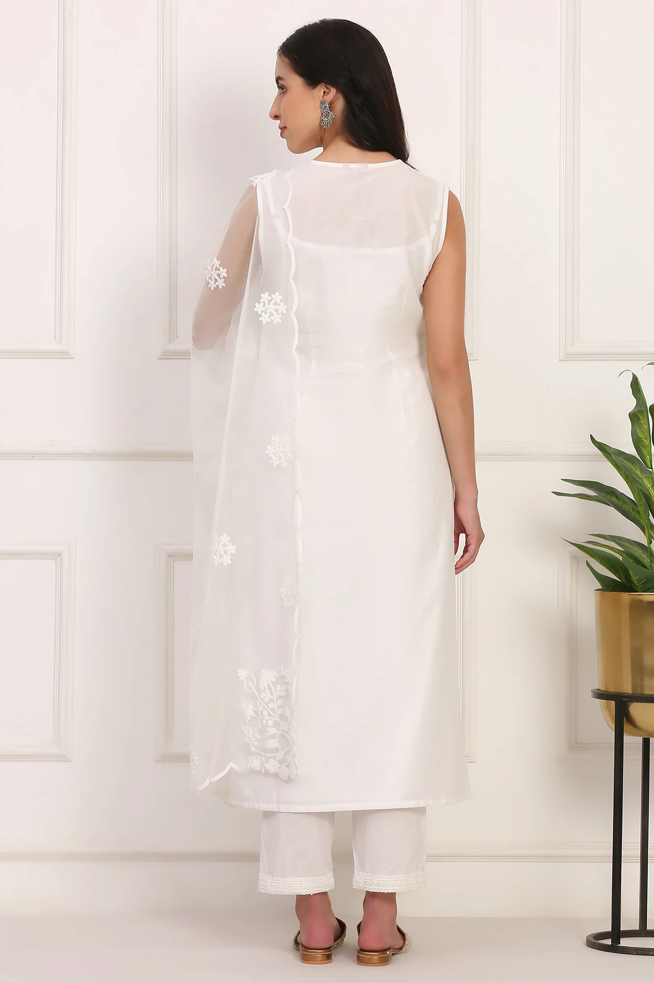 White Solid Embroidered Straight Pure Cotton Kurta, Straight Pant and Dupatta Set - Image 5