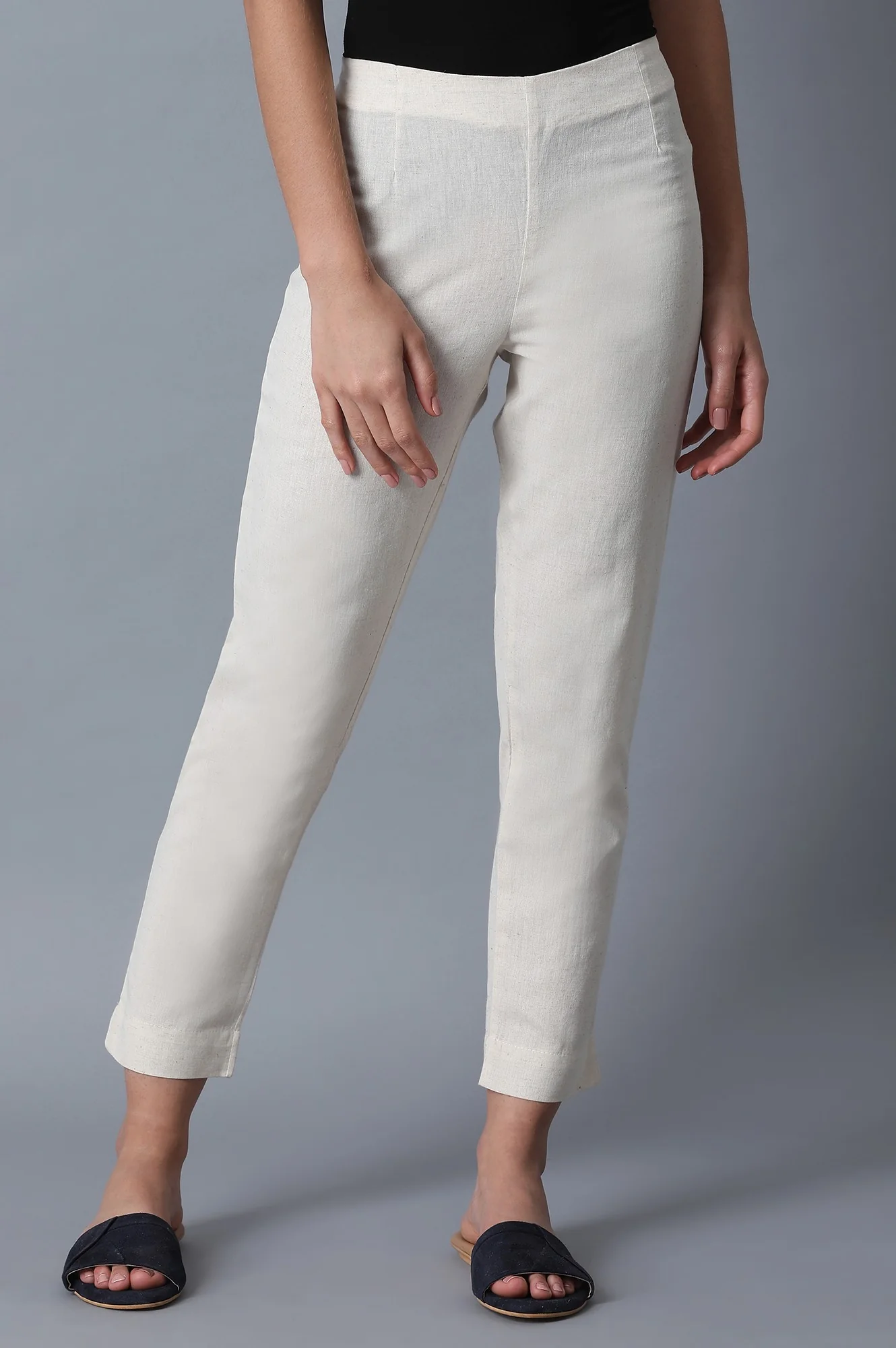 White Solid Mid-Rise Cotton Flax Slim Pants - Image 2