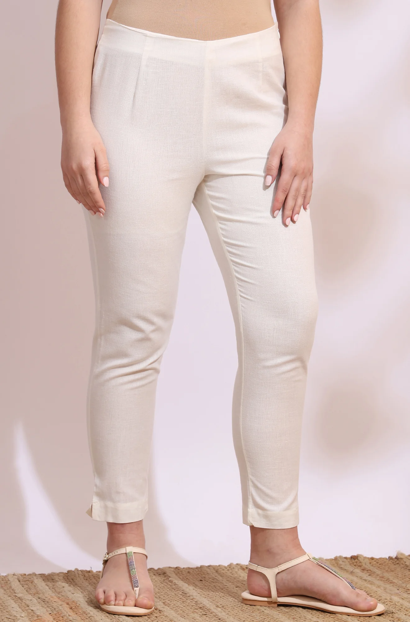 White Solid Mid-Rise Cotton Flax Slim Pants - Image 5
