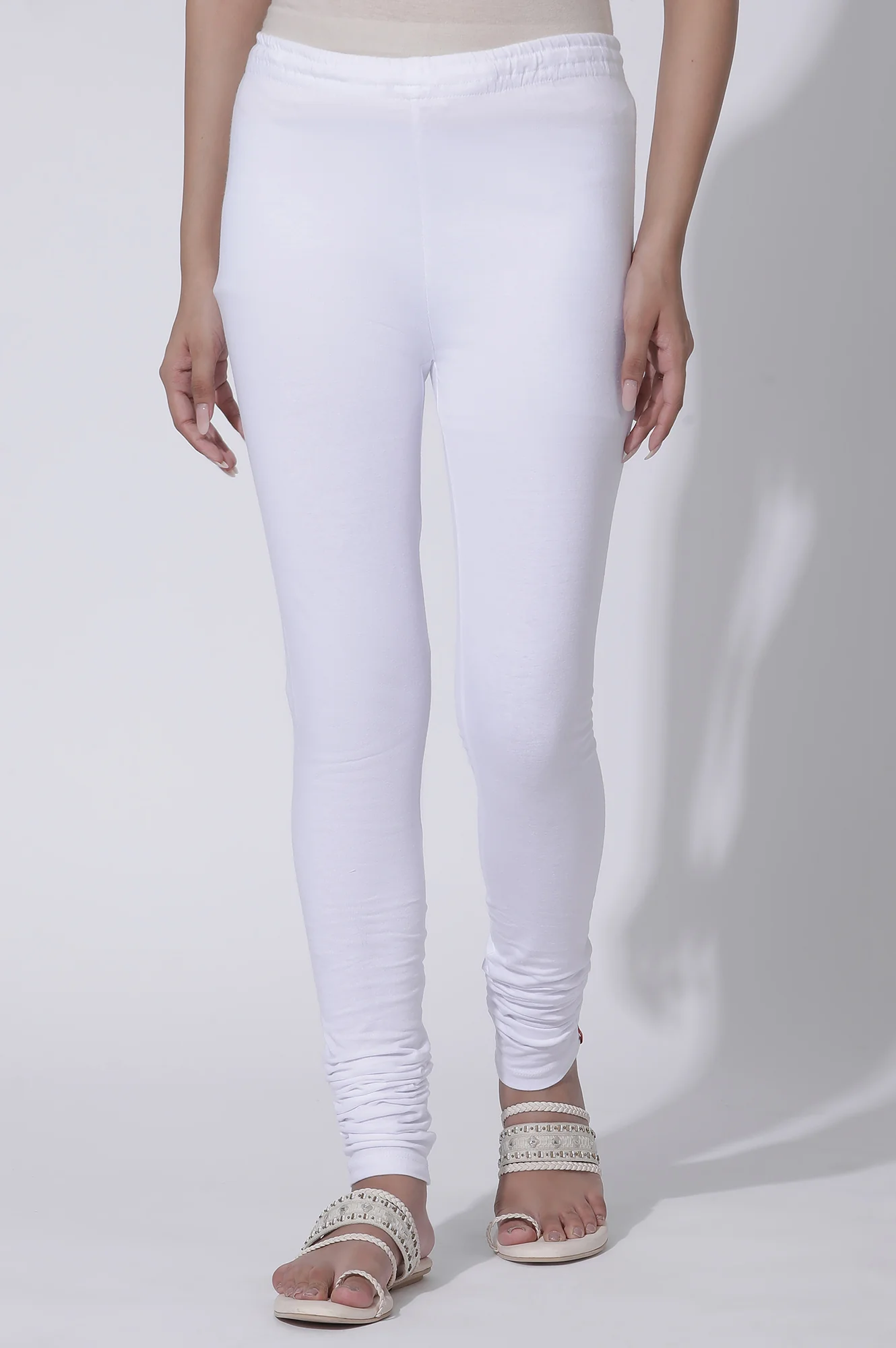 White Solid Skinny Fit Cotton Churidar