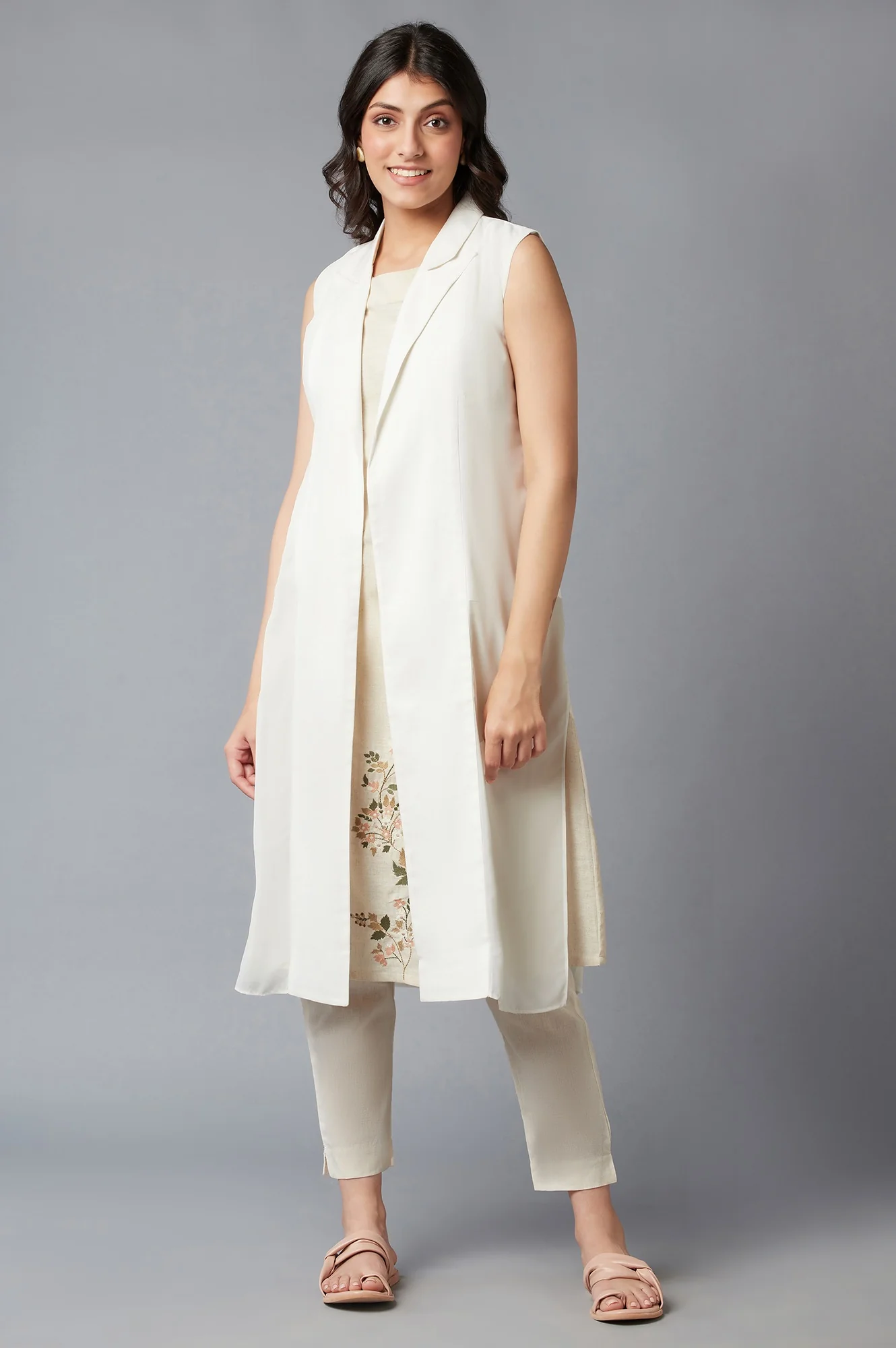 White Straight Textured Cotton Lapel Collar Jacket - Image 6