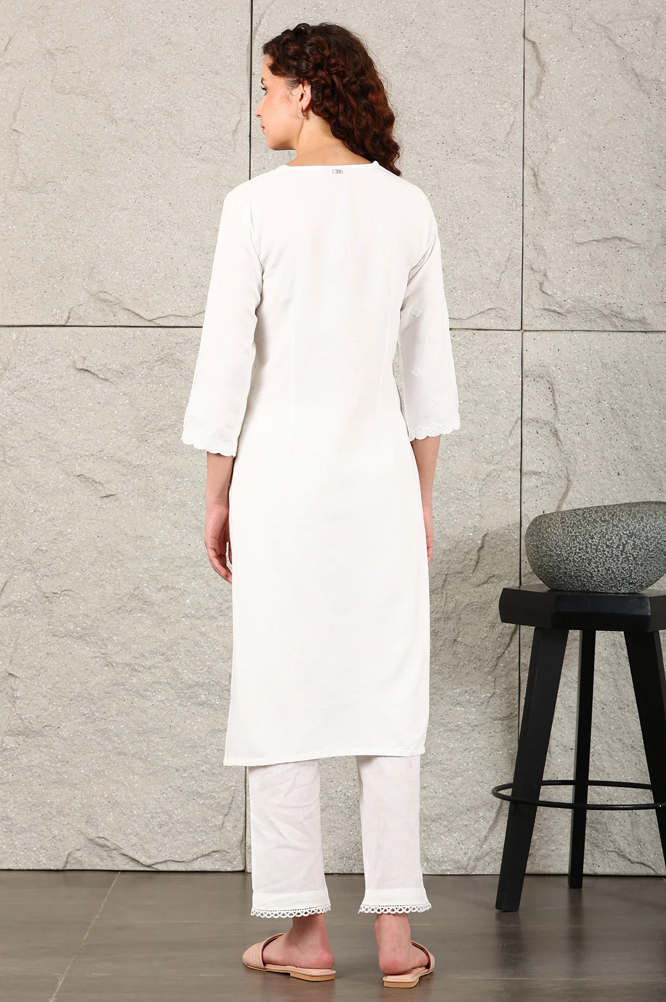 White Thread Embroidered Linen Rayon Crepe Straight Kurta And Pants Set - Image 5