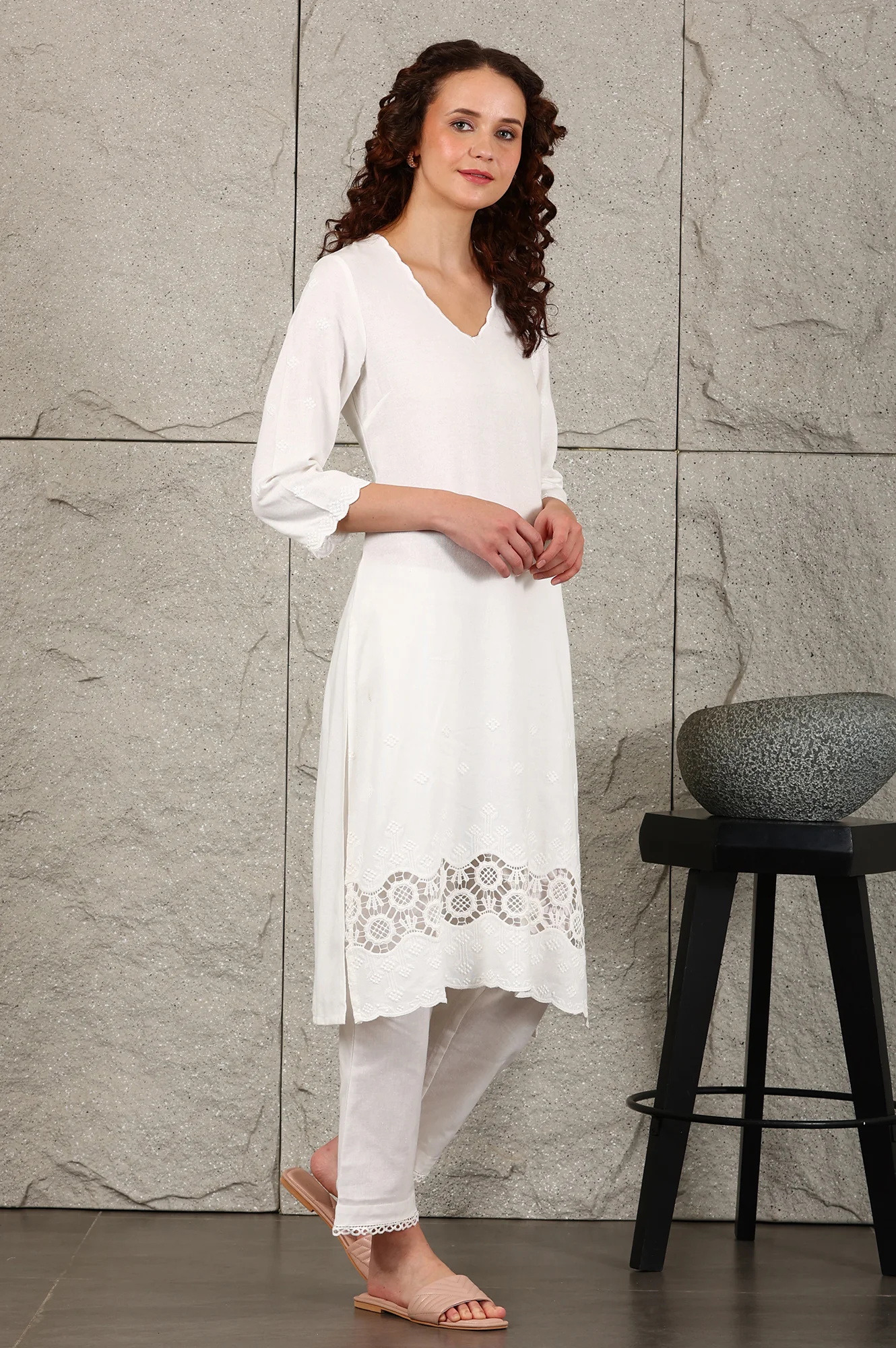 White Thread Embroidered Linen Rayon Crepe Straight Kurta And Pants Set - Image 6