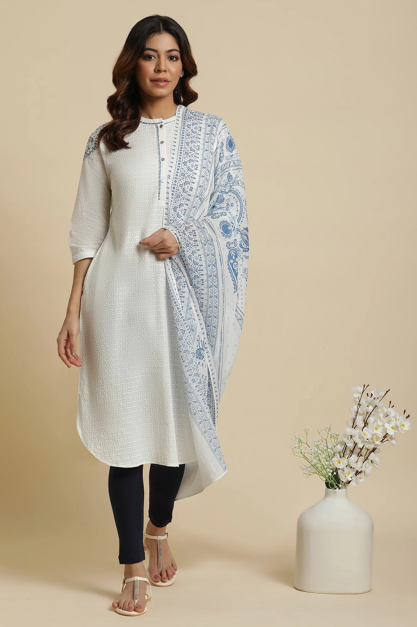 White Voile Dupatta In Blue Floral Print - Image 4