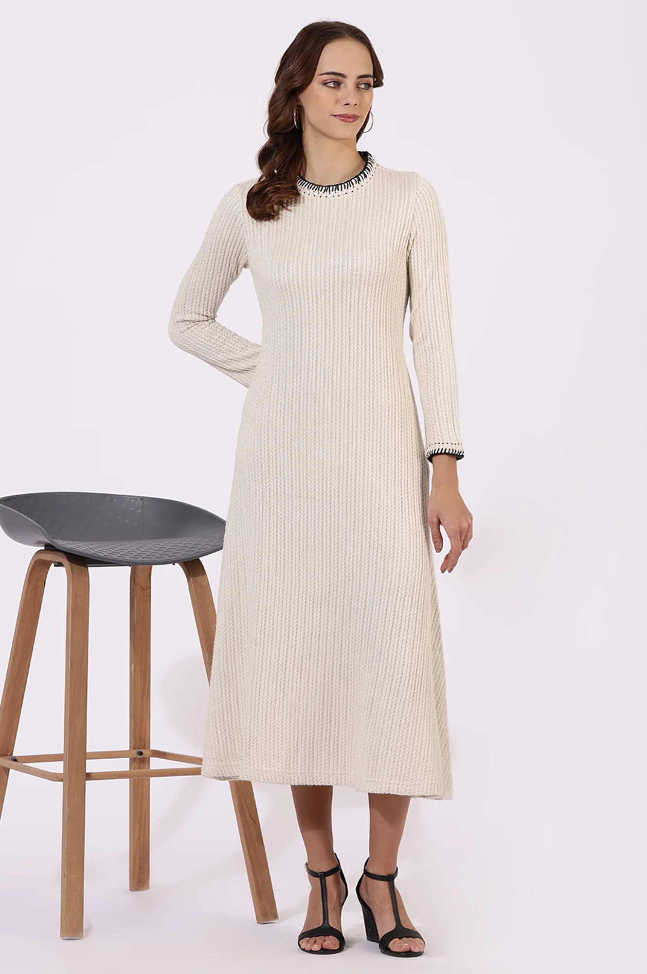 White Yarn Dyed Rayon Flarred Dresses - Image 2
