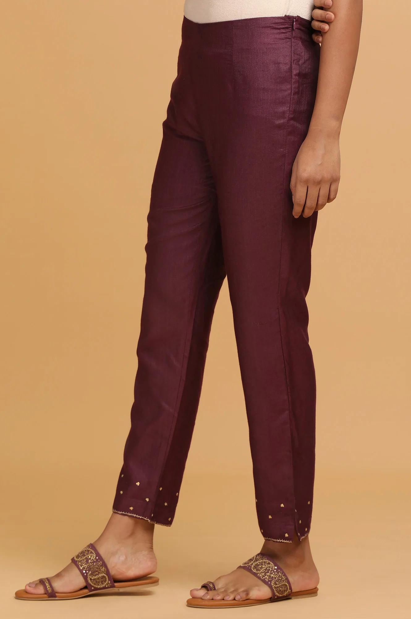 Wine Solid Slim Pants - Image 3