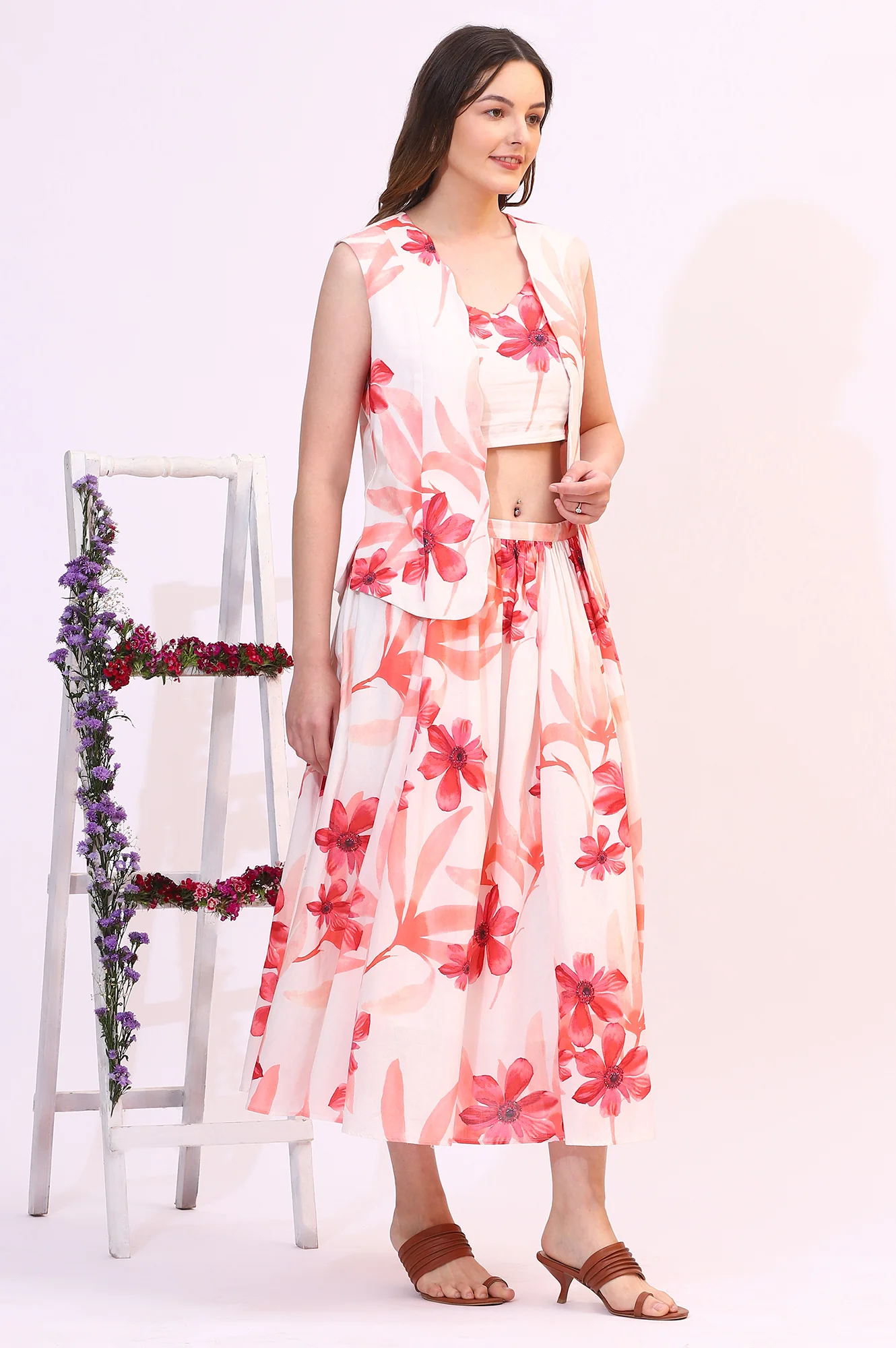 Wite Bold Floral Printed Pure Cotton Crop Top, Gilet and Skirt Set - Image 7