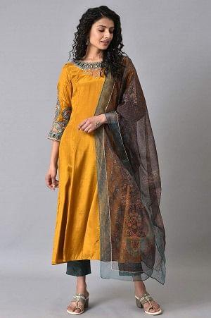 Yellow Anarkali kurta Set - Image 9