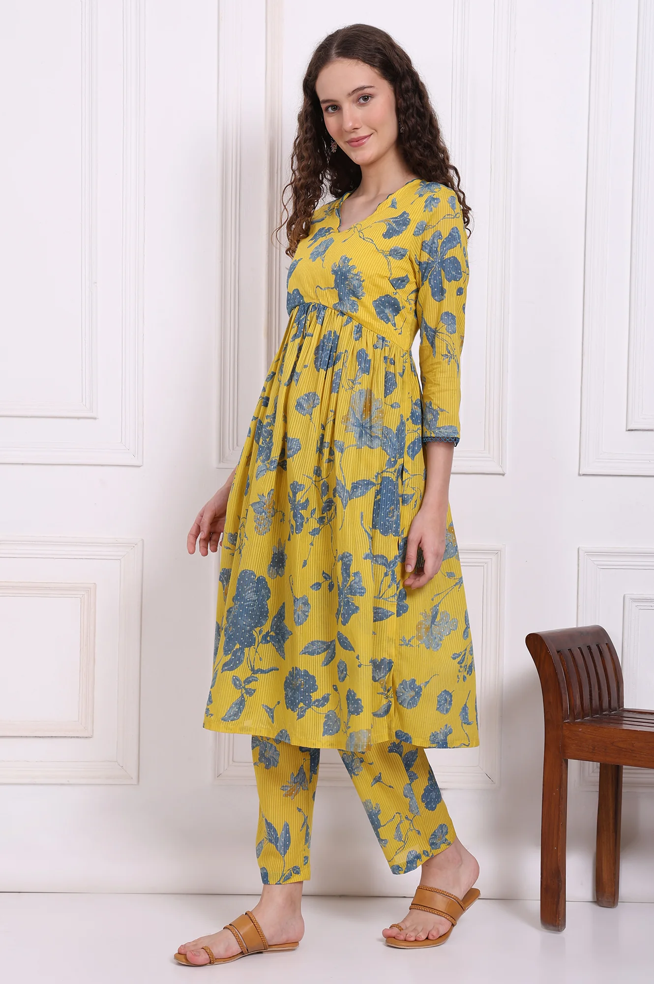 Yellow Bold Floral Printed Pure Cotton Flared Kurta and Pants Co-ord Set - Image 4
