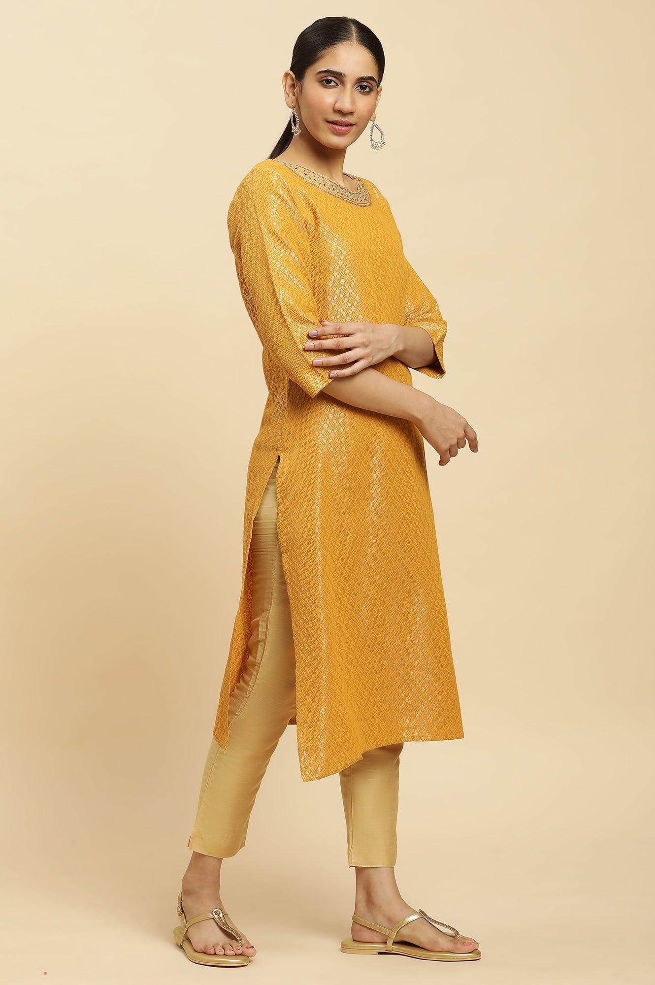 Yellow Dobby Embellished Kurta - Image 5