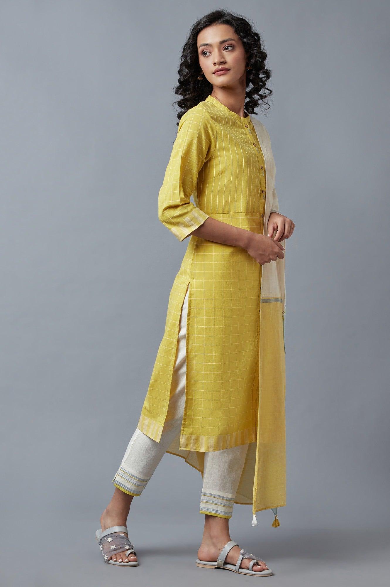 Yellow Dobby Straight kurta With Ecru Slim Pants And Dupatta - Image 4
