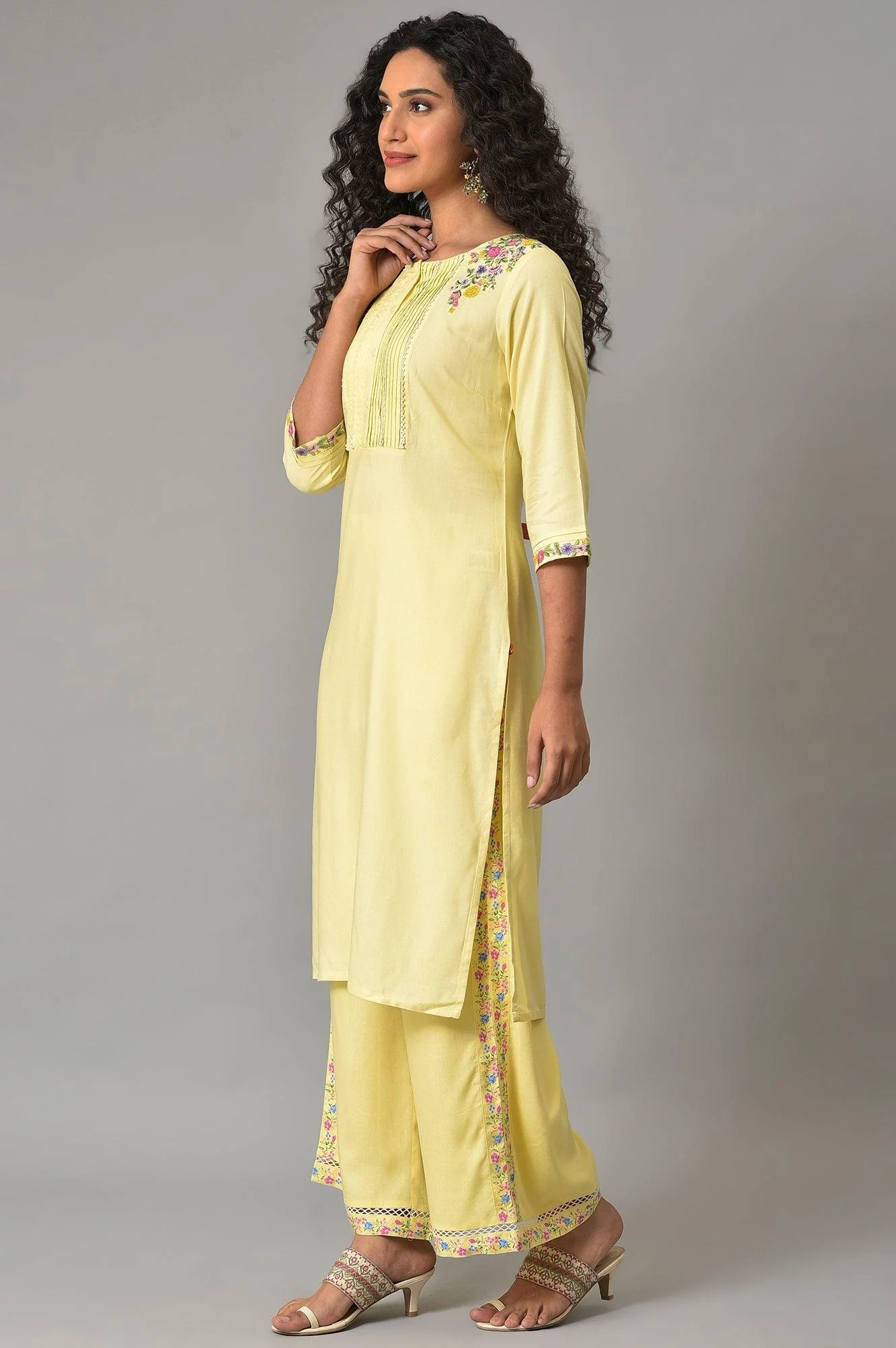 Yellow Embroidered Plus Size Summer kurta With Pleats On Yoke - Image 3
