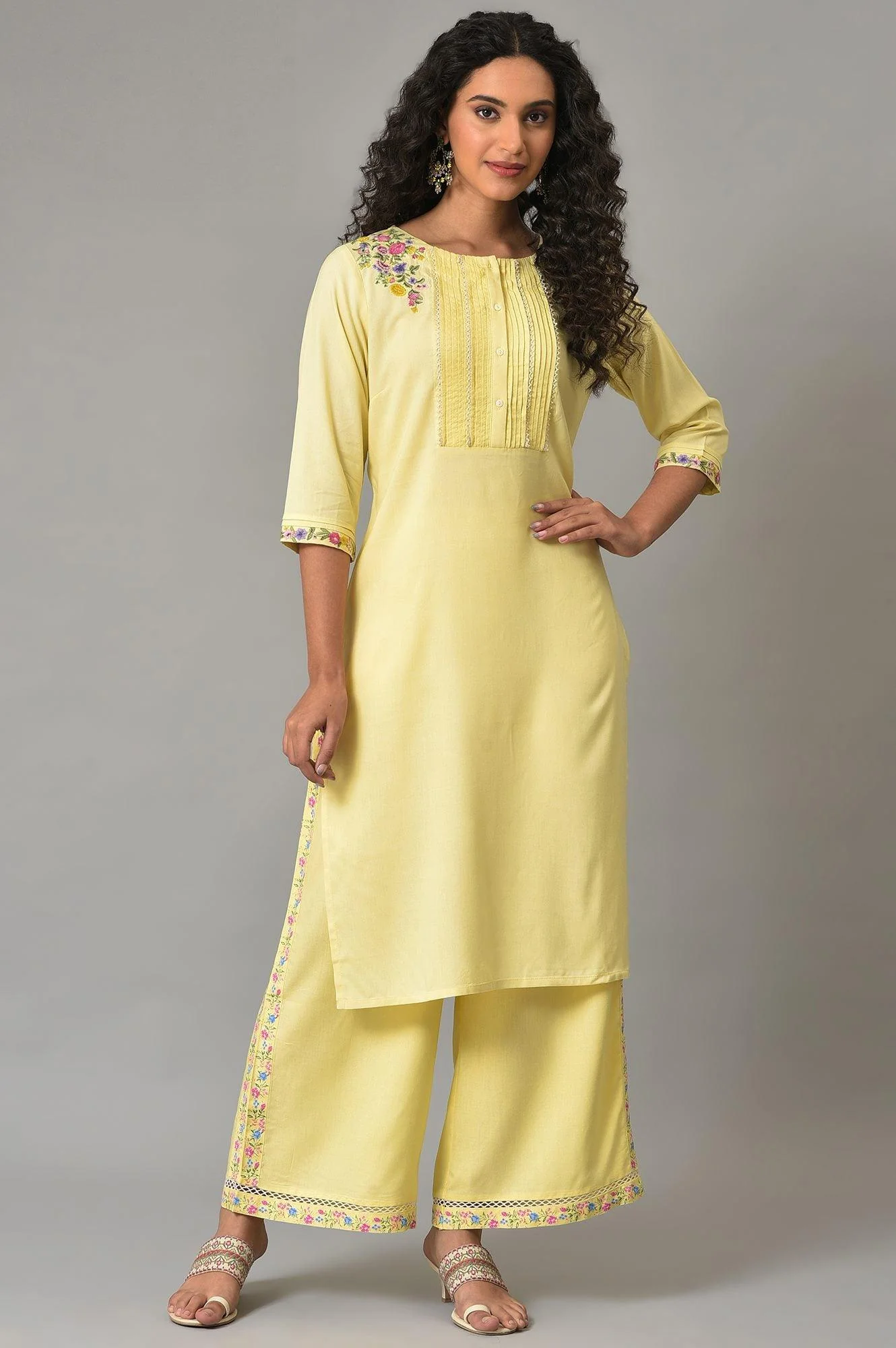 Yellow Embroidered Plus Size Summer kurta With Pleats On Yoke - Image 6