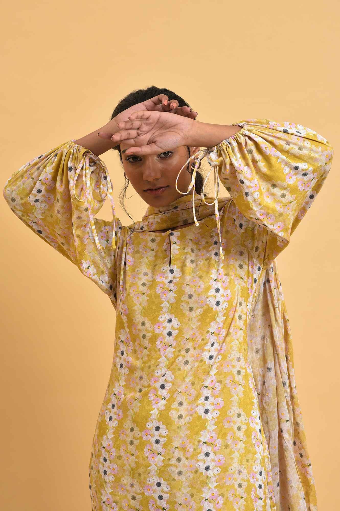 Yellow Floral Print-On-Print kurta Set - Image 5