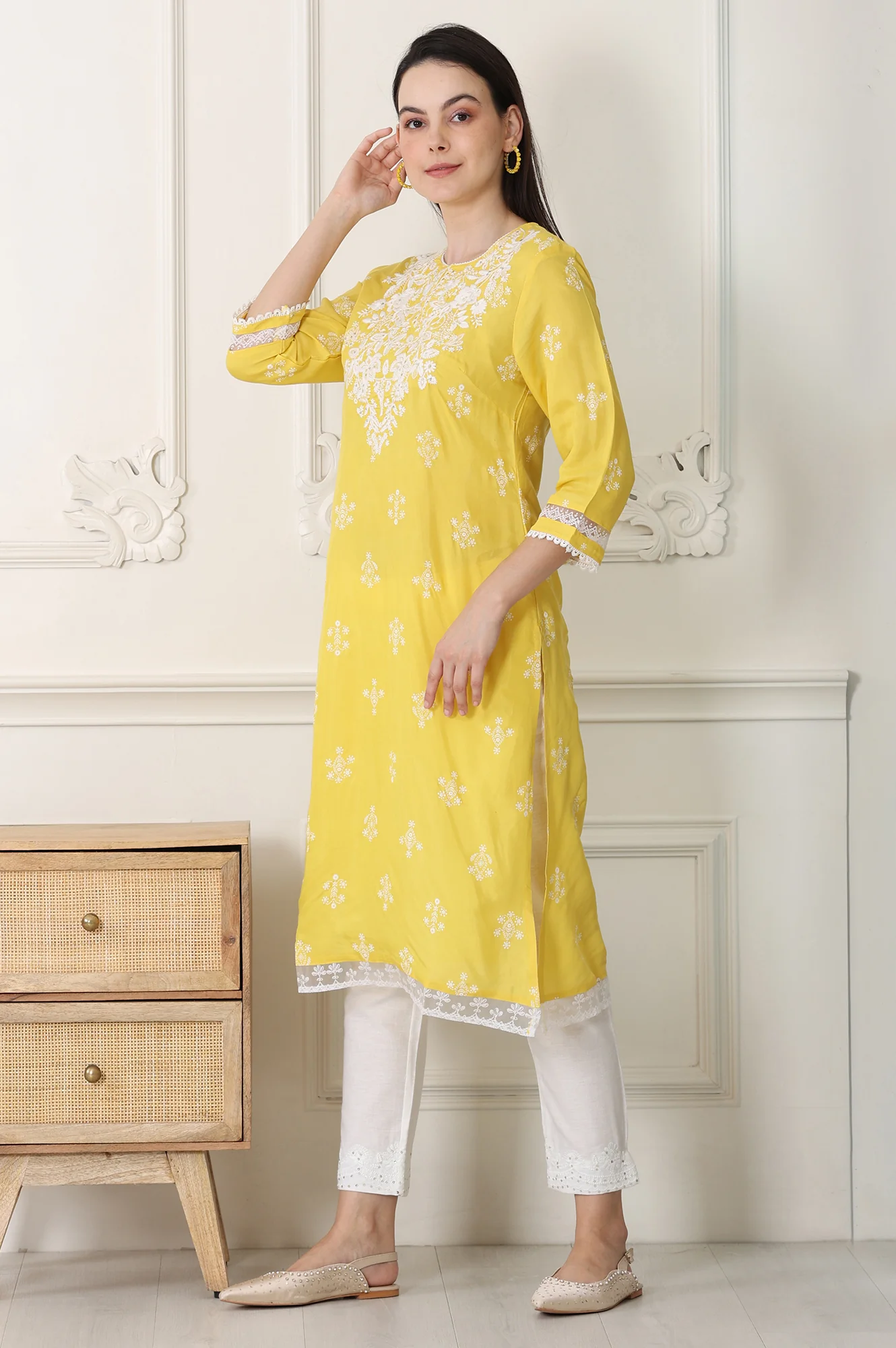 Yellow Floral Printed Dull Shantung Chikankari Straight Kurta - Image 4