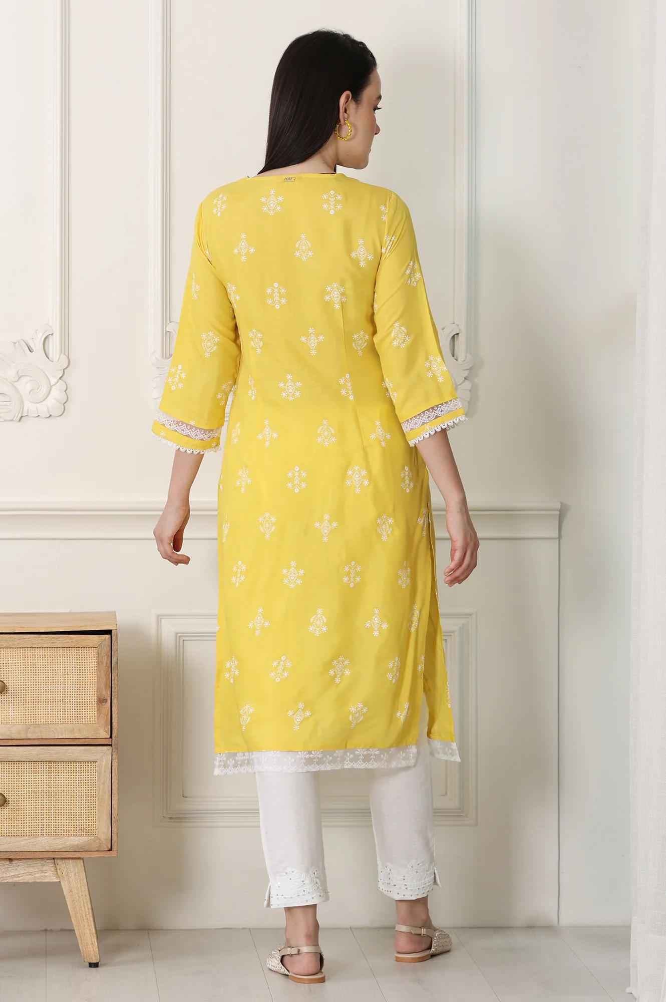 Yellow Floral Printed Dull Shantung Chikankari Straight Kurta - Image 5