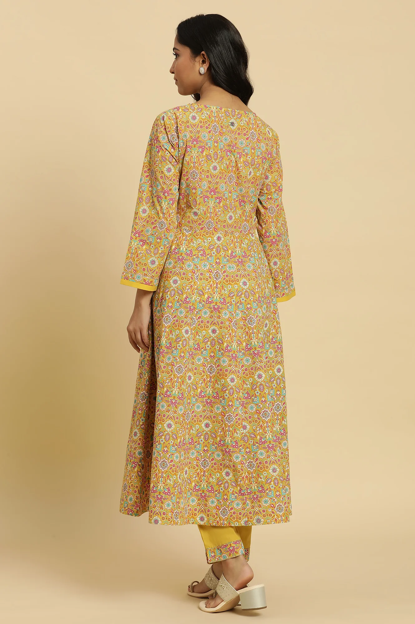 Yellow Floral Printed Flared Kurta And Pants Set - Image 4