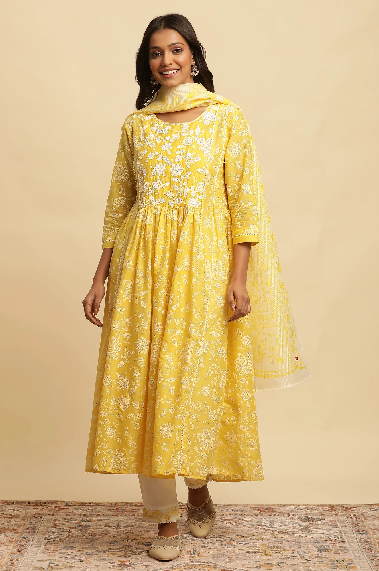 Yellow Floral Printed Kurta, Pants and Dupatta Set - Image 2